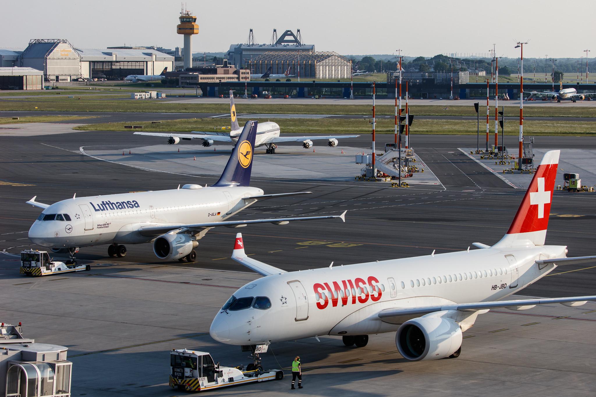 Hamburg Airport: Swiss (LX / SWR) |  Airbus A220-100 BCS1 | HB-JBD | MSN 50013