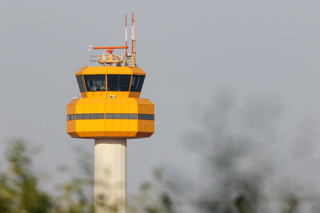Hamburg Airport: Hamburg Tower