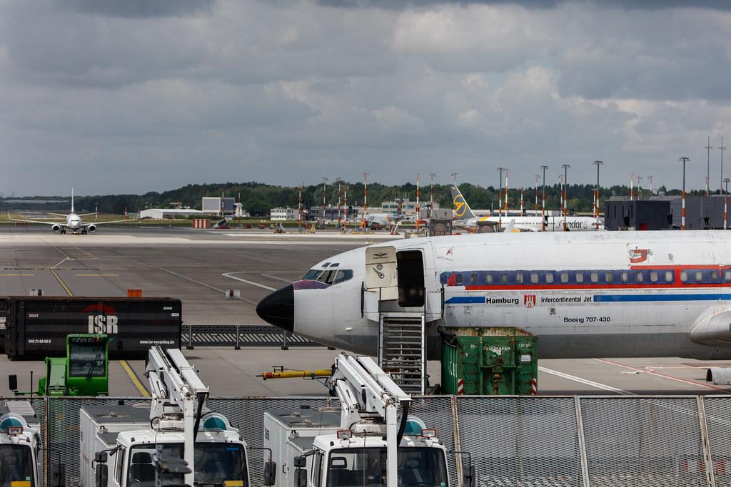 Hamburg Airport: Lufthansa (LH / DLH) | Boeing 707-430 B704 | D-ABOB | MSN 17720
