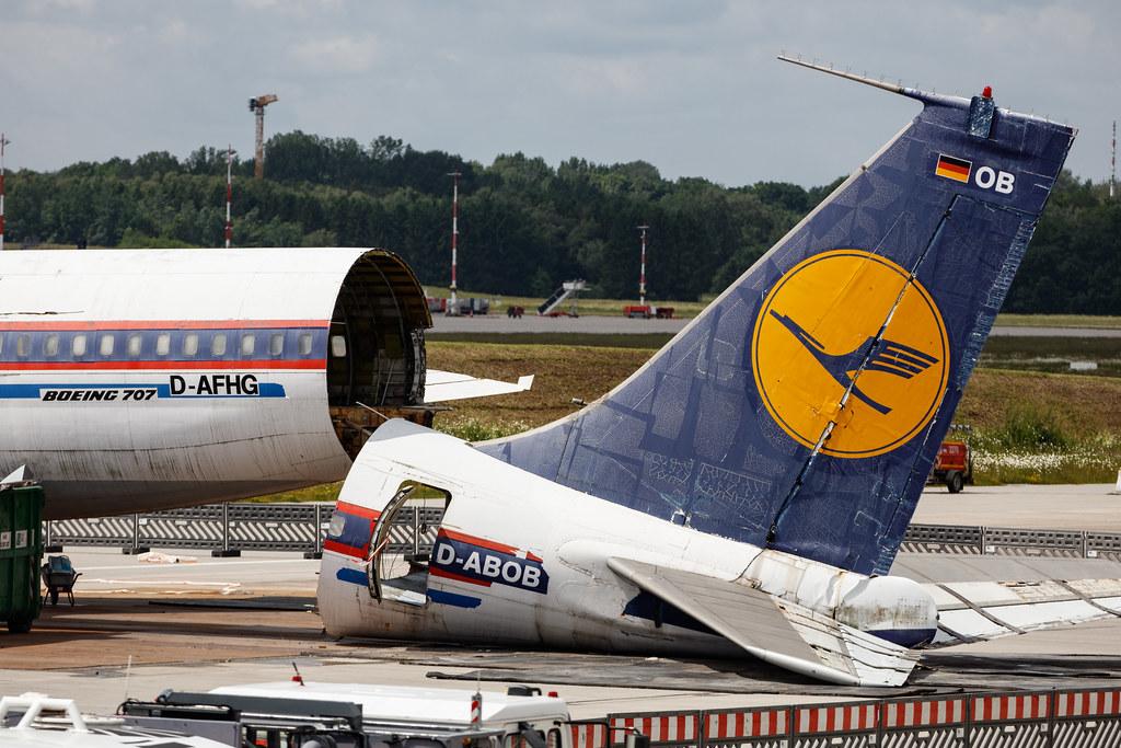 Hamburg Airport: Lufthansa (LH / DLH) | Boeing 707-430 B704 | D-ABOB | MSN 17720