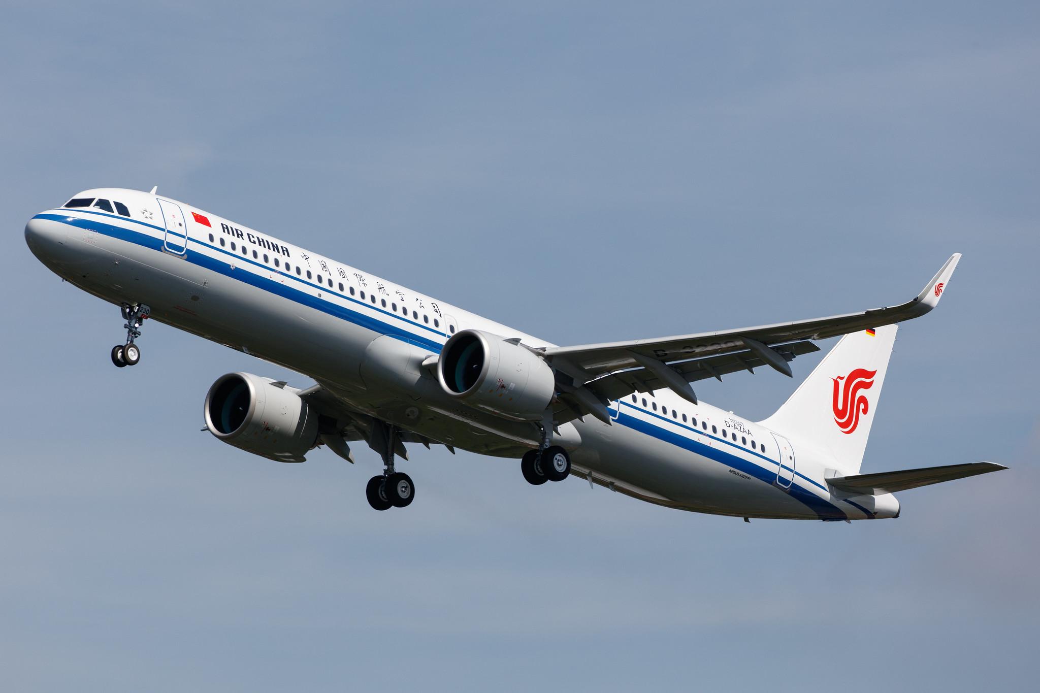 Hamburg Airport: Air China (CA / CCA) |  Airbus A321-272NX A21N | D-AZAA | MSN 10347