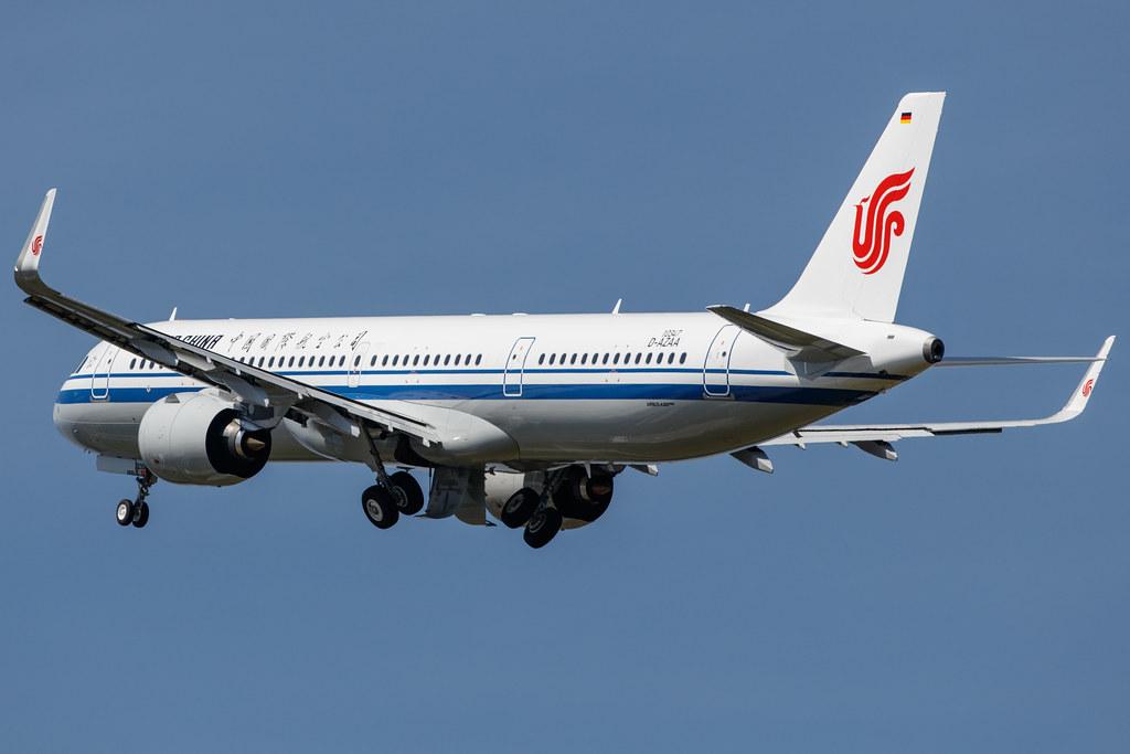 Hamburg Airport: Air China (CA / CCA) |  Airbus A321-272NX A21N | D-AZAA | MSN 10347