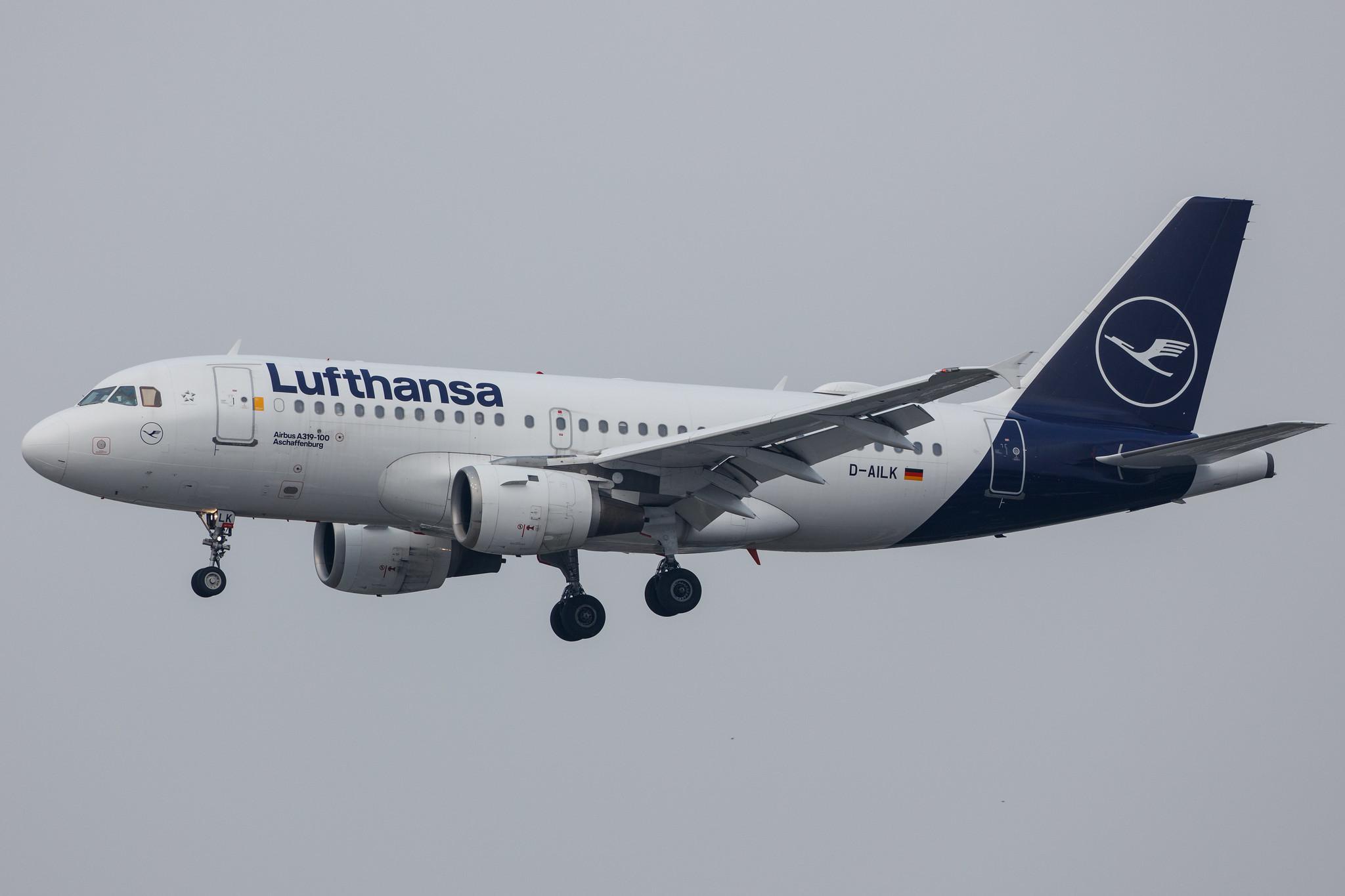 Hamburg Airport: Lufthansa (LH / DLH) |  Airbus A319-114 A319 | D-AILK | MSN 0679