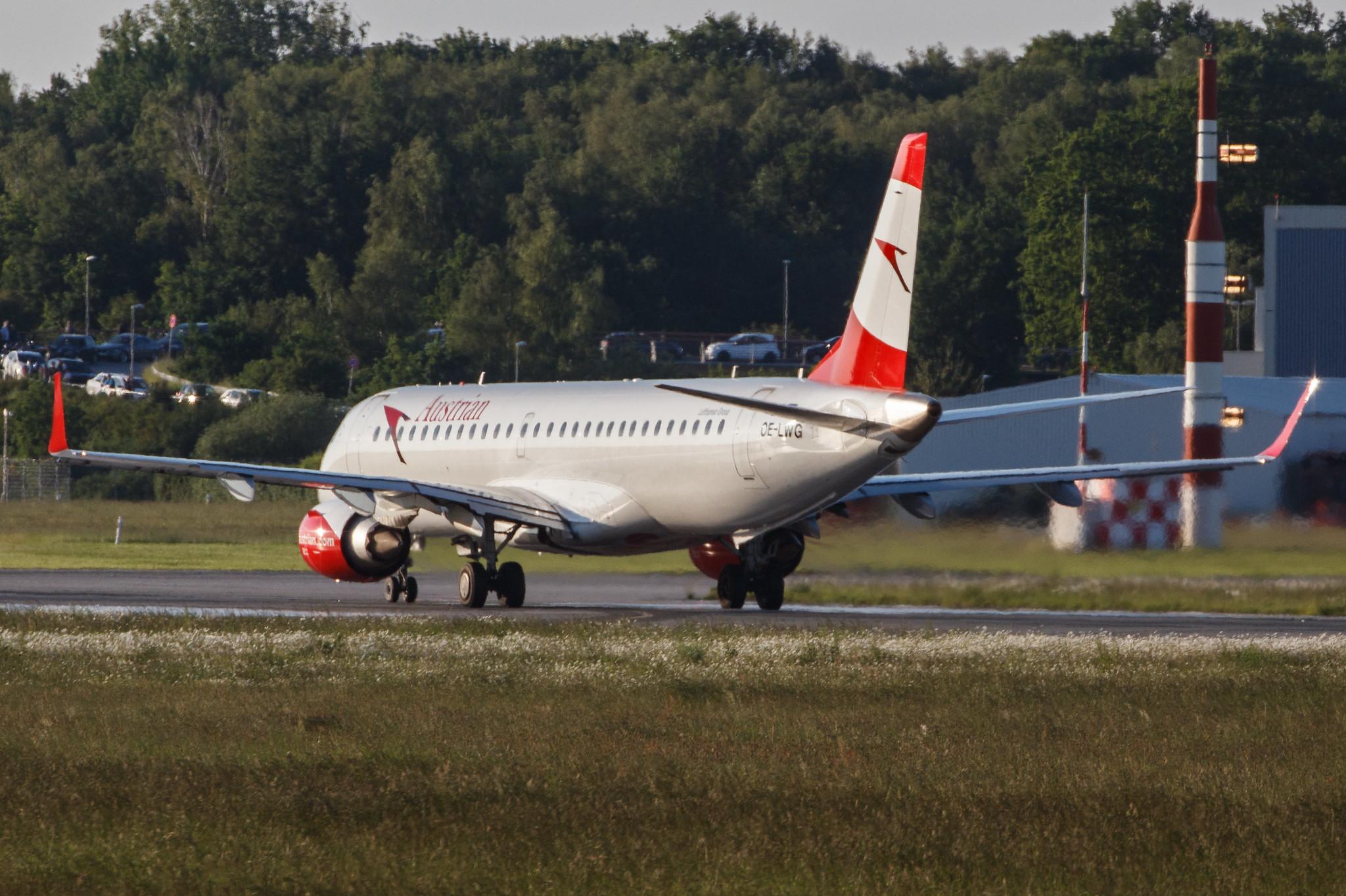 Hamburg Airport: Austrian Airlines (OS / AUA) |  Embraer E195LR E195 | OE-LWG | MSN 19000464