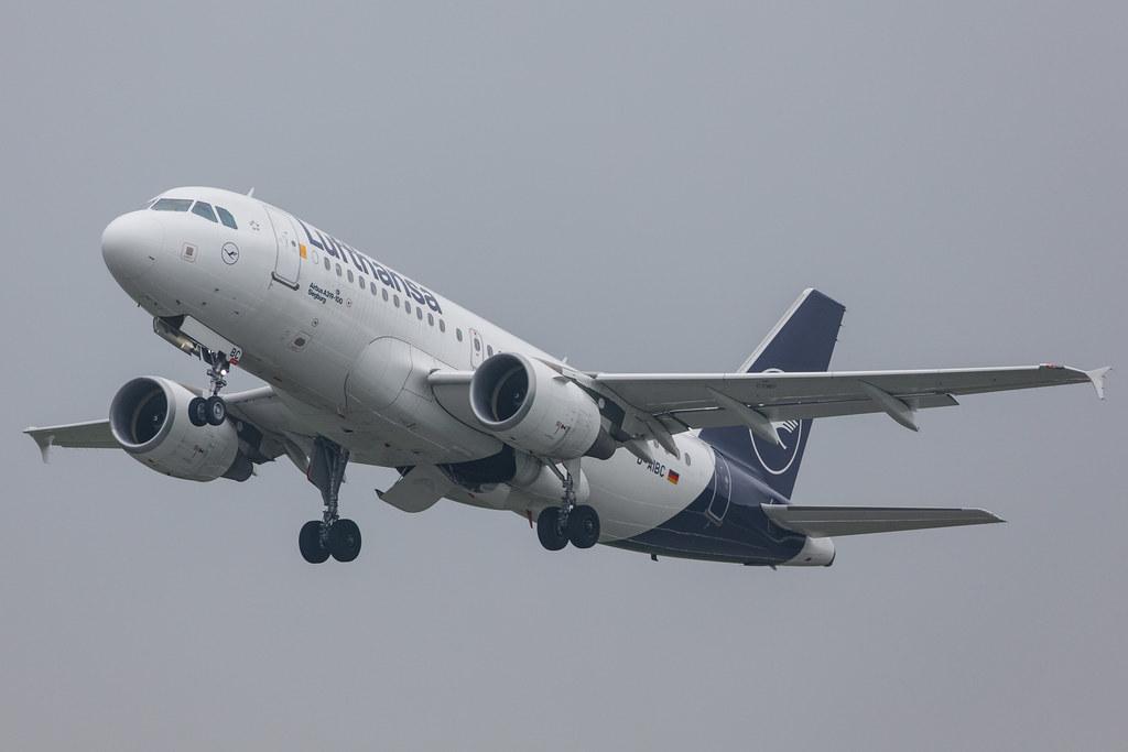 Hamburg Airport: Lufthansa (LH / DLH) |  Airbus A319-112 A319 | D-AIBC | MSN 4332