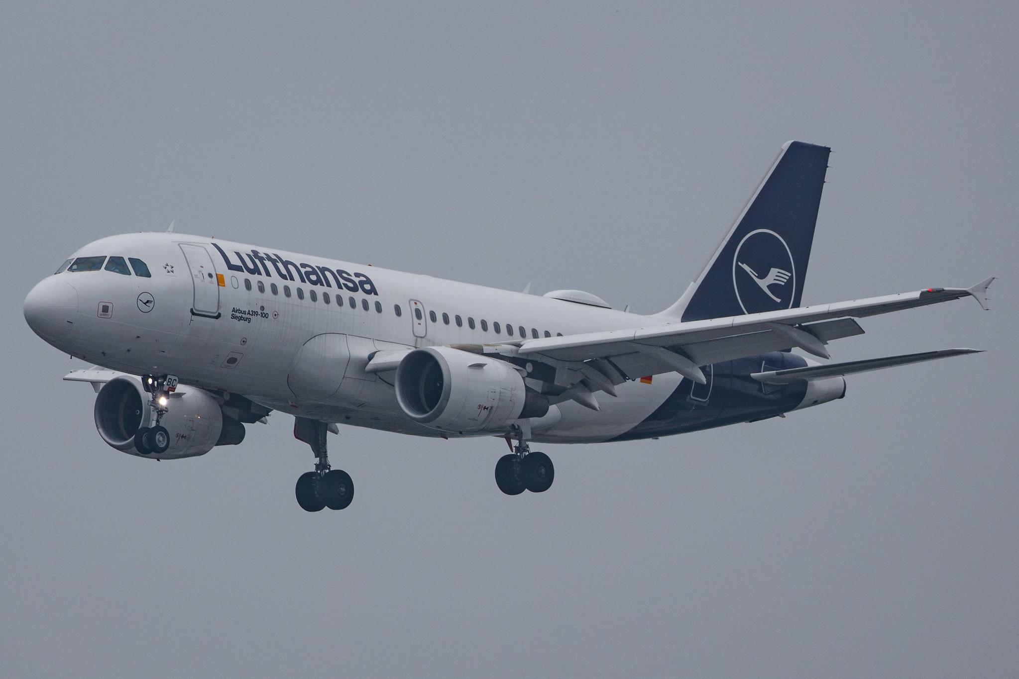 Hamburg Airport: Lufthansa (LH / DLH) |  Airbus A319-112 A319 | D-AIBC | MSN 4332
