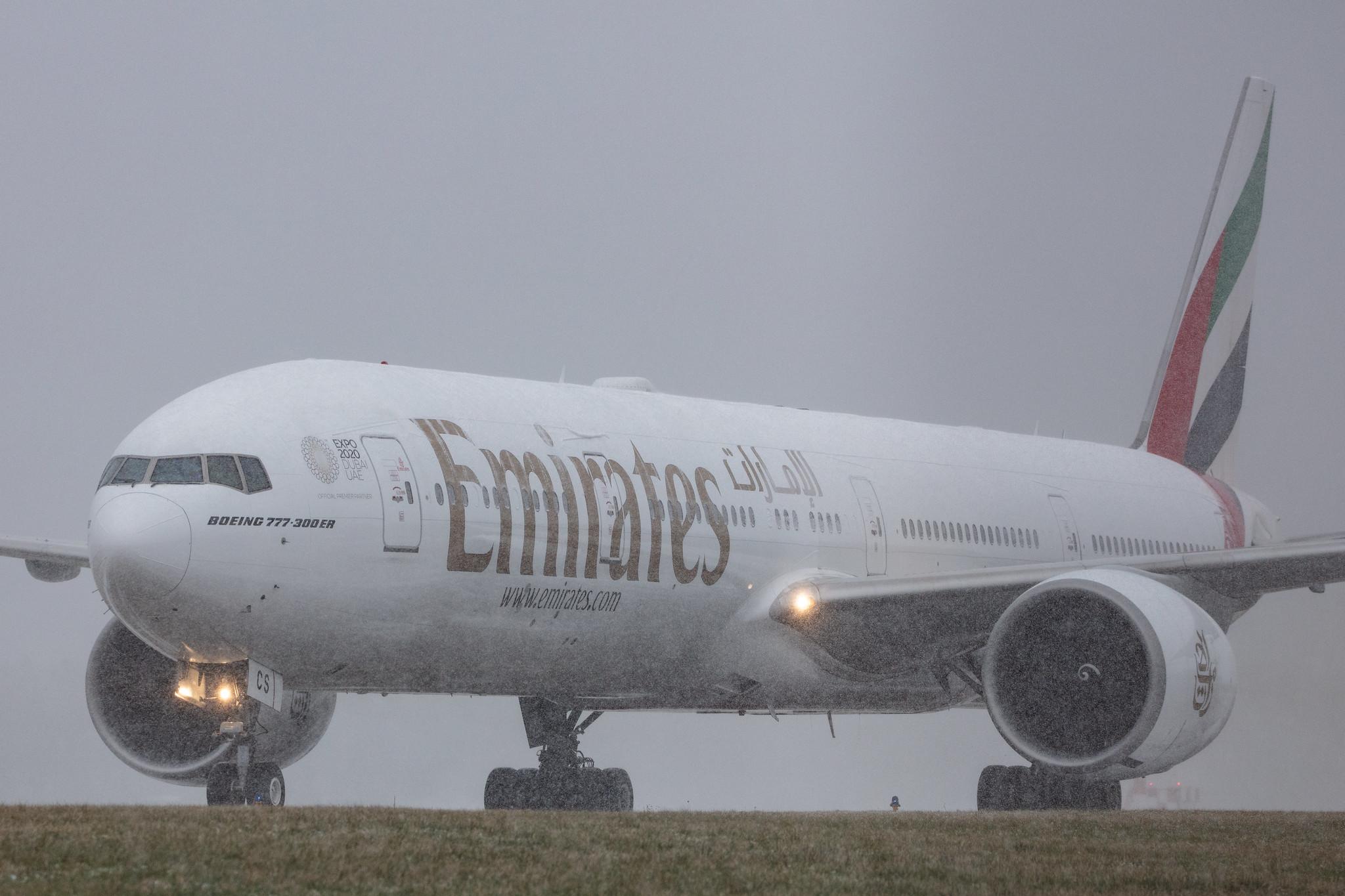 Hamburg Airport: Emirates (EK / UAE) |  Boeing 777-31H(ER) B77W | A6-ECS | MSN 38980