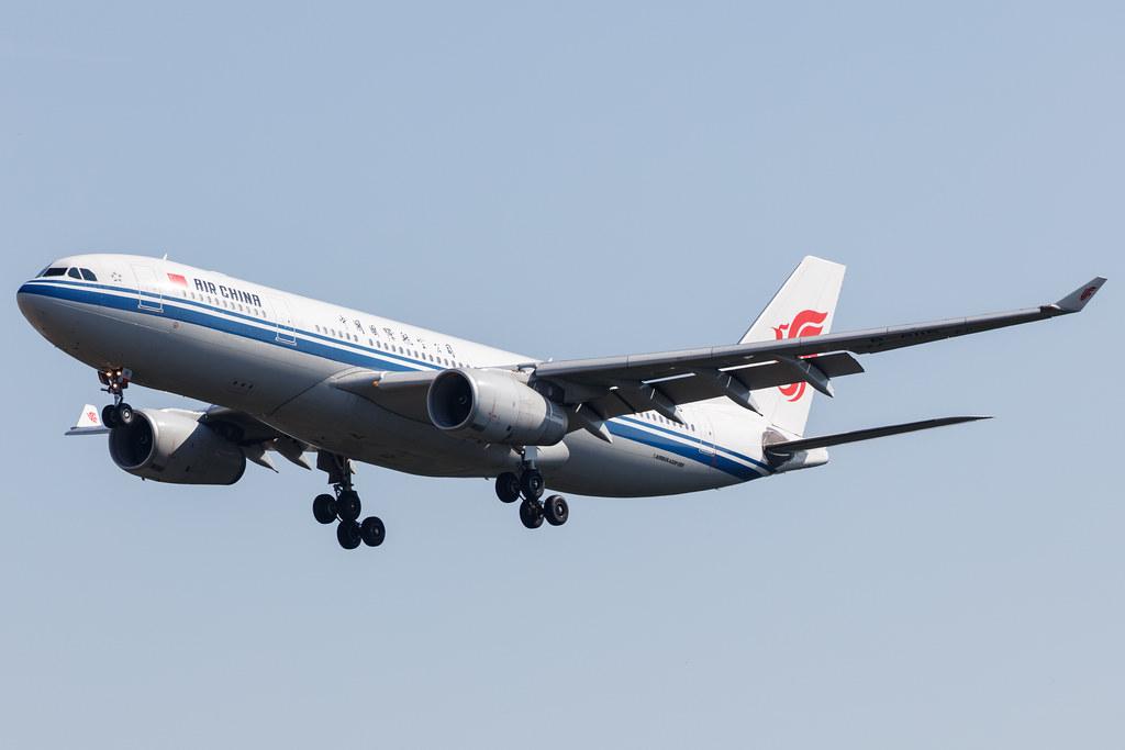 Frankfurt Airport: Air China (CA / CCA) |  Airbus A330-243 A332 | B-6115 | MSN 0909