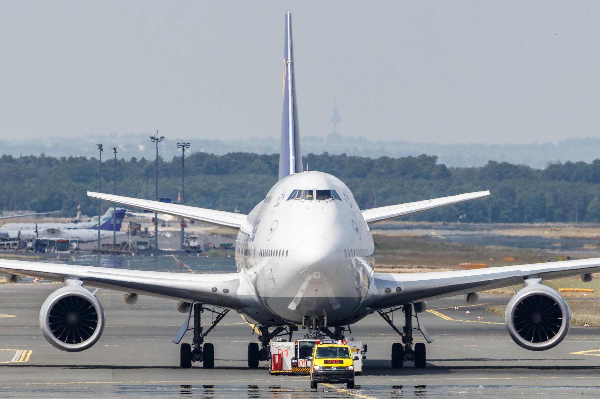 Frankfurt Airport: Lufthansa (LH / DLH) |  Boeing 747-830 B748 | D-ABYQ | MSN 37840