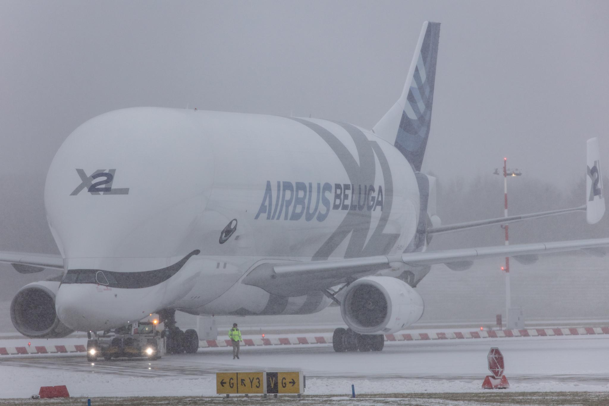 Hamburg Airport: Airbus Transport International (4Y / BGA) |  Airbus A330-743L Beluga XL A337 | F-GXLH | MSN 1853