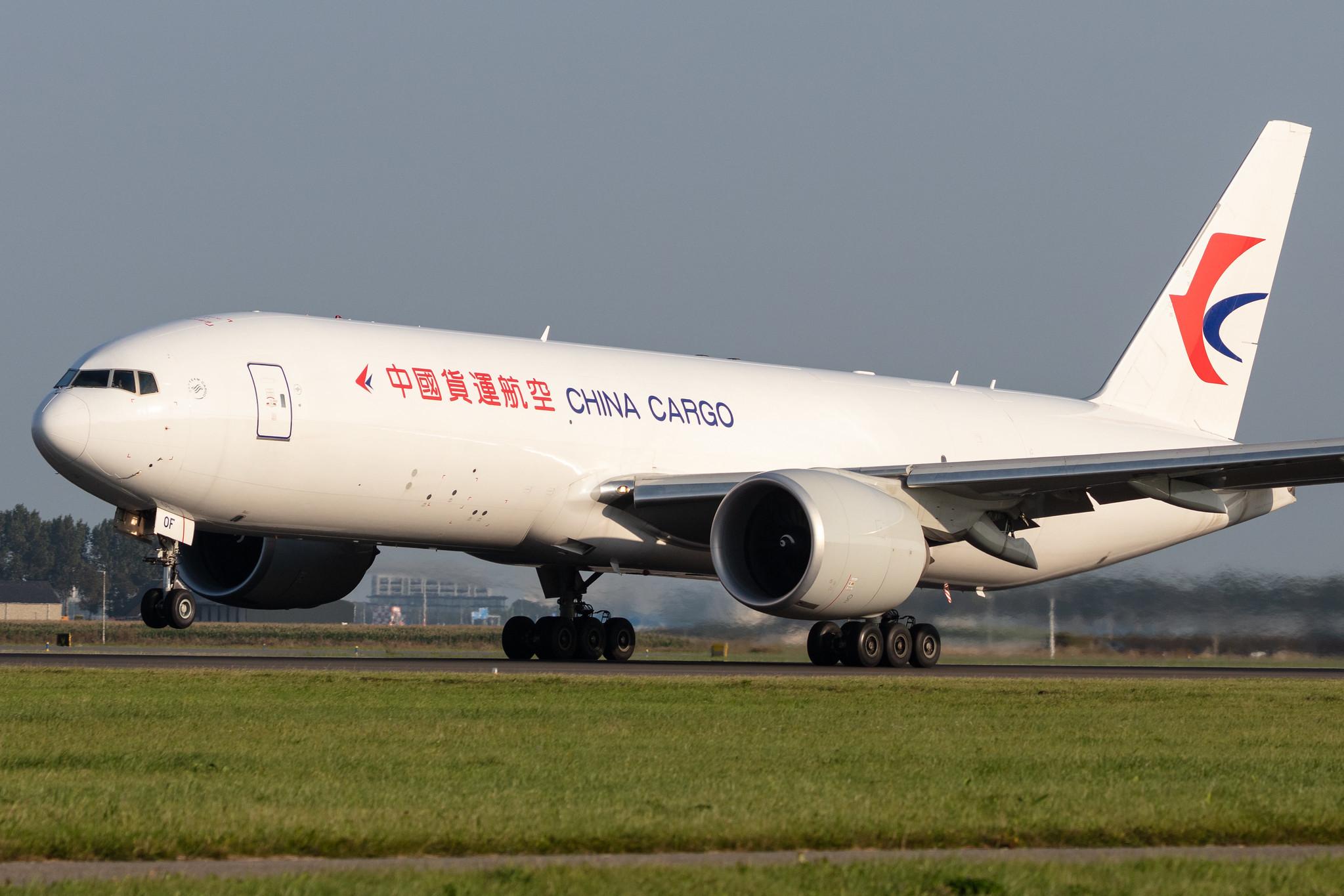 Amsterdam Schiphol: China Cargo Airlines (CK / CKK) |  Boeing 777-F B77L | B-220F | MSN 66624