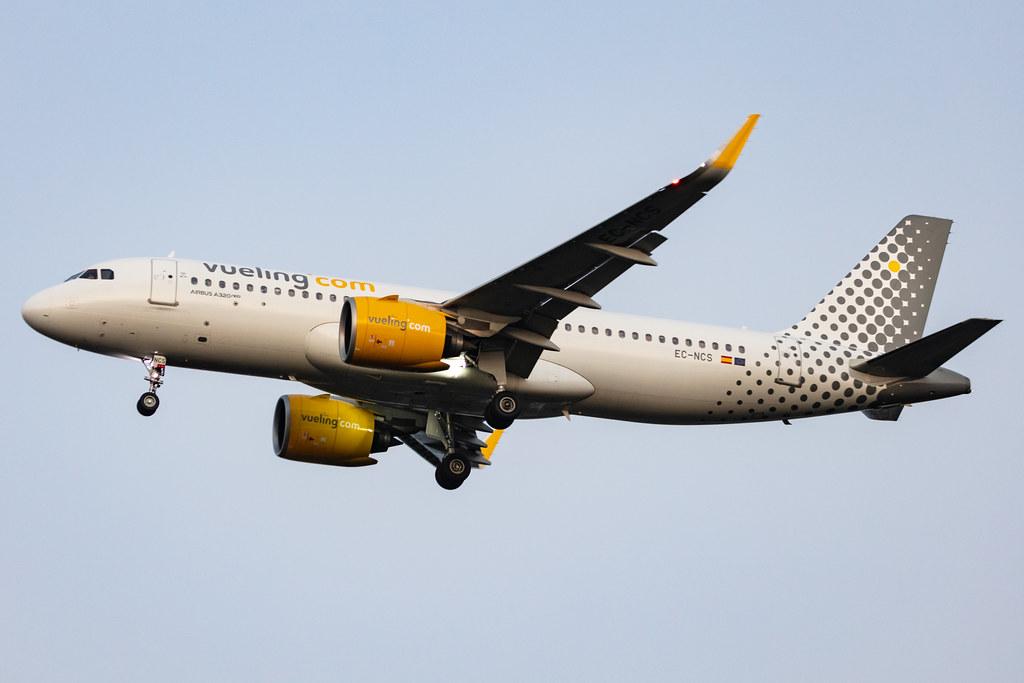 Amsterdam Schiphol: Vueling (VY / VLG) |  Airbus A320-271N A20N | EC-NCS | MSN 8818