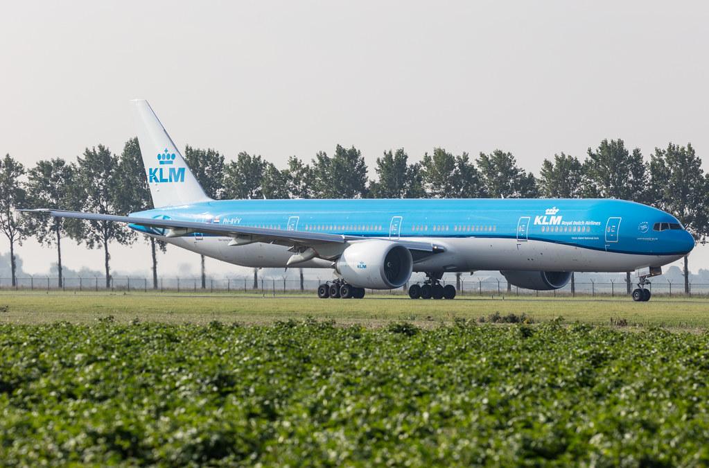 Amsterdam Schiphol: KLM (KL / KLM) |  Boeing 777-300(ER) B77W | PH-BVV | MSN 66888