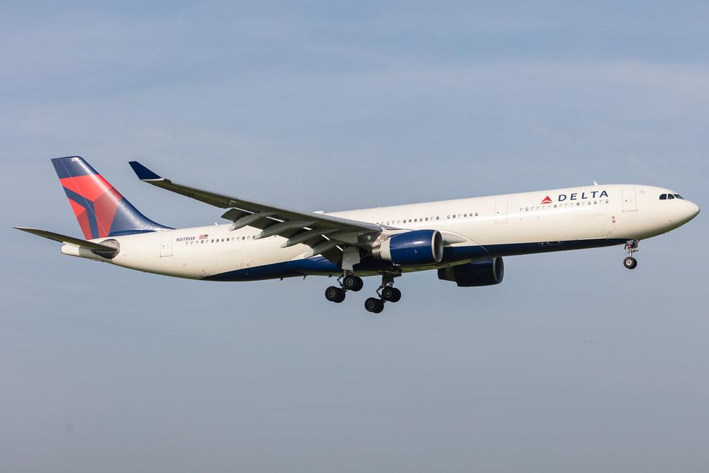 Amsterdam Schiphol: Delta Air Lines (DL / DAL) |  Airbus A330-323 A333 | N811NW | MSN 0690