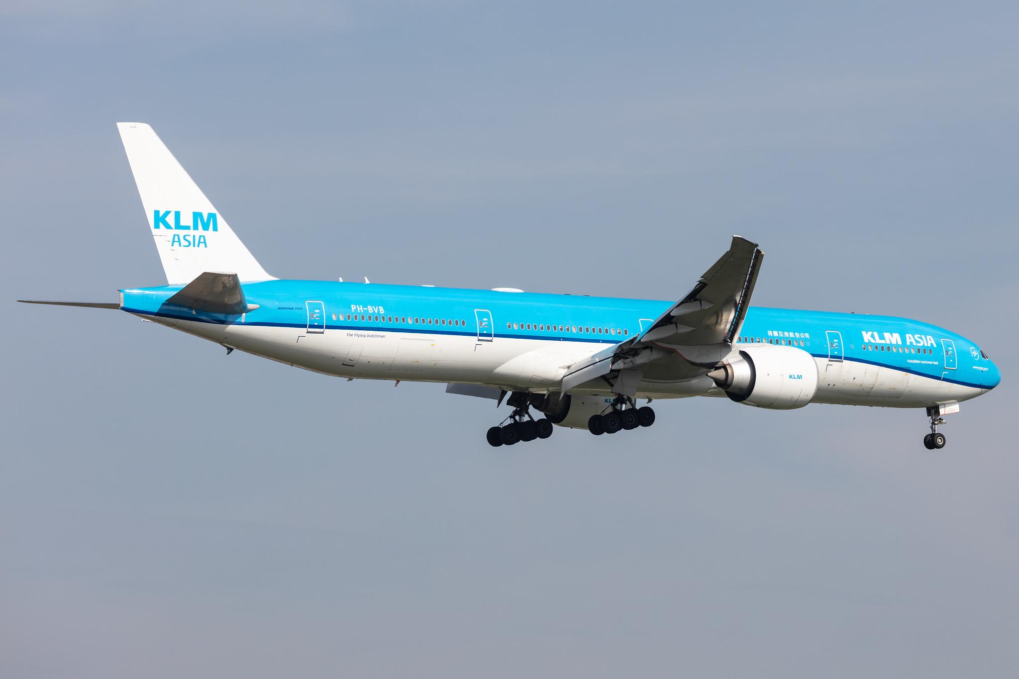 Amsterdam Schiphol: KLM (KL / KLM) |  Boeing 777-306(ER) B77W | PH-BVB | MSN 36145