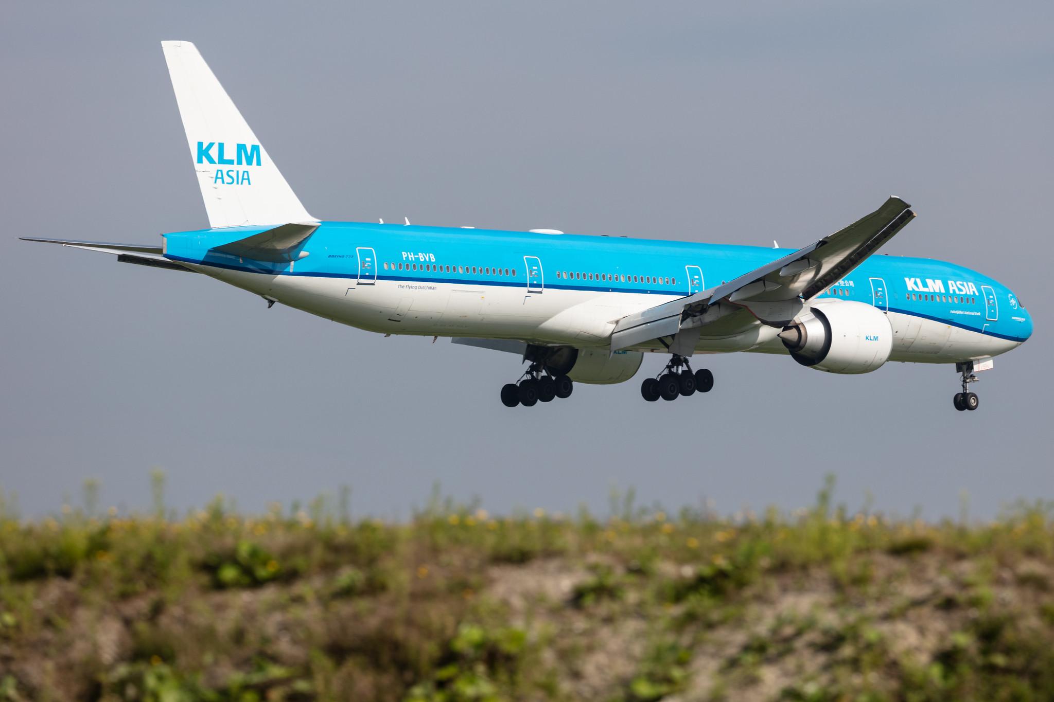 Amsterdam Schiphol: KLM (KL / KLM) |  Boeing 777-306(ER) B77W | PH-BVB | MSN 36145