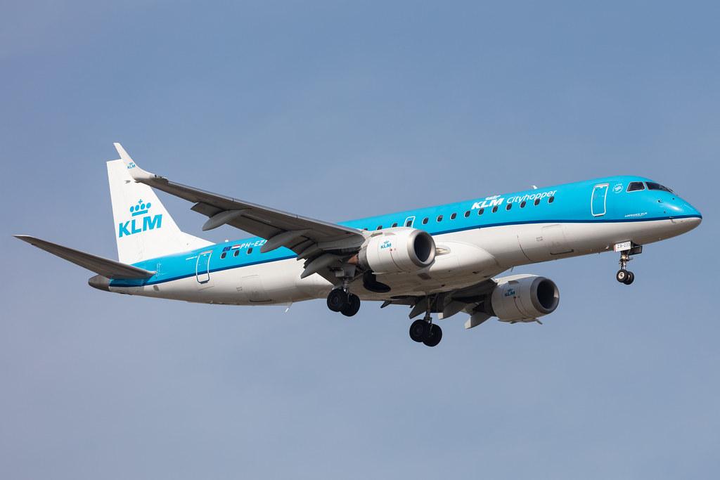 Amsterdam Schiphol: KLM (KL / KLM) | Operator: KLM Cityhopper |  Embraer E190STD E190 | PH-EZB | MSN 19000235