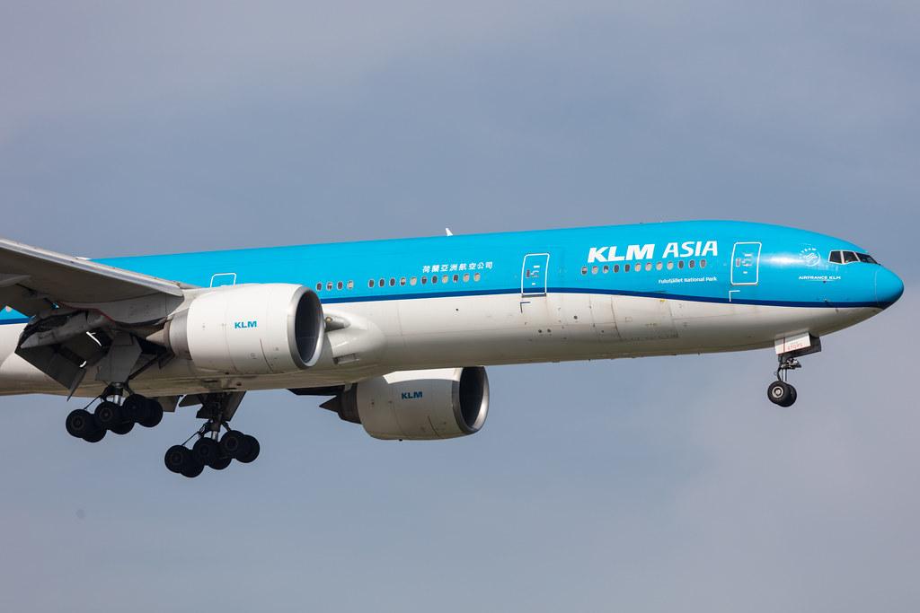 Amsterdam Schiphol: KLM (KL / KLM) |  Boeing 777-306(ER) B77W | PH-BVB | MSN 36145