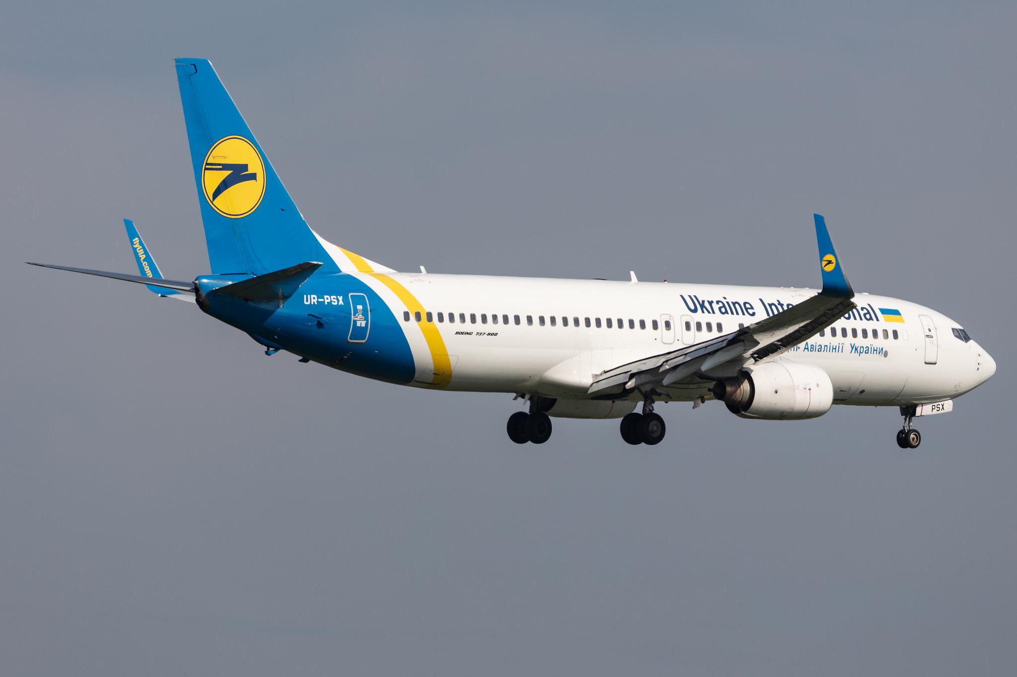 Amsterdam Schiphol: Ukraine International Airlines (PS / AUI) |  Boeing 737-8EH B738 | UR-PSX | MSN 34280
