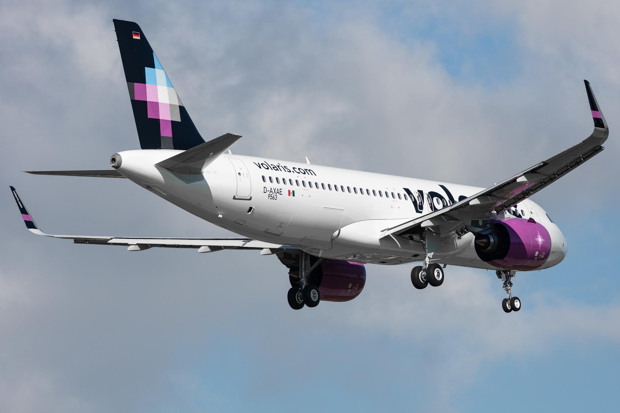 Hamburg Airport: Volaris (Y4 / VOI) | Airbus A320-271N A20N | D-AXAE | MSN 9563
