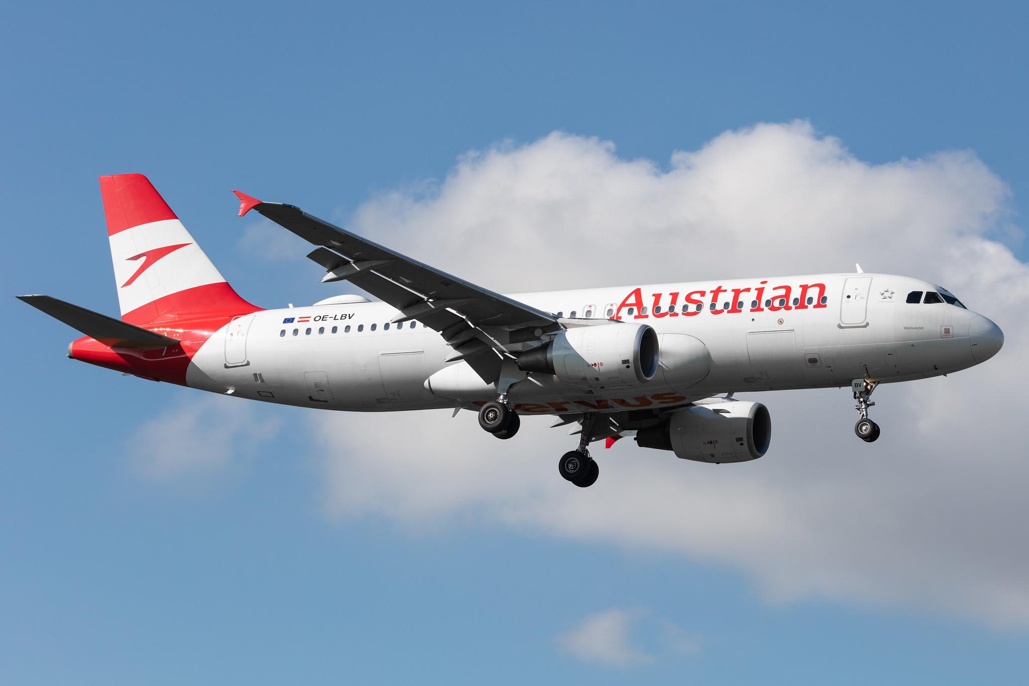Hamburg Airport: Austrian Airlines (OS / AUA) |  Airbus A320-214 A320 | OE-LBV | MSN 1385