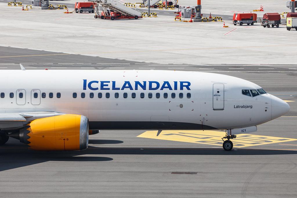 Hamburg Airport: Icelandair (FI / ICE) |  Boeing 737 MAX 8 B38M | TF-ICY | MSN 44354