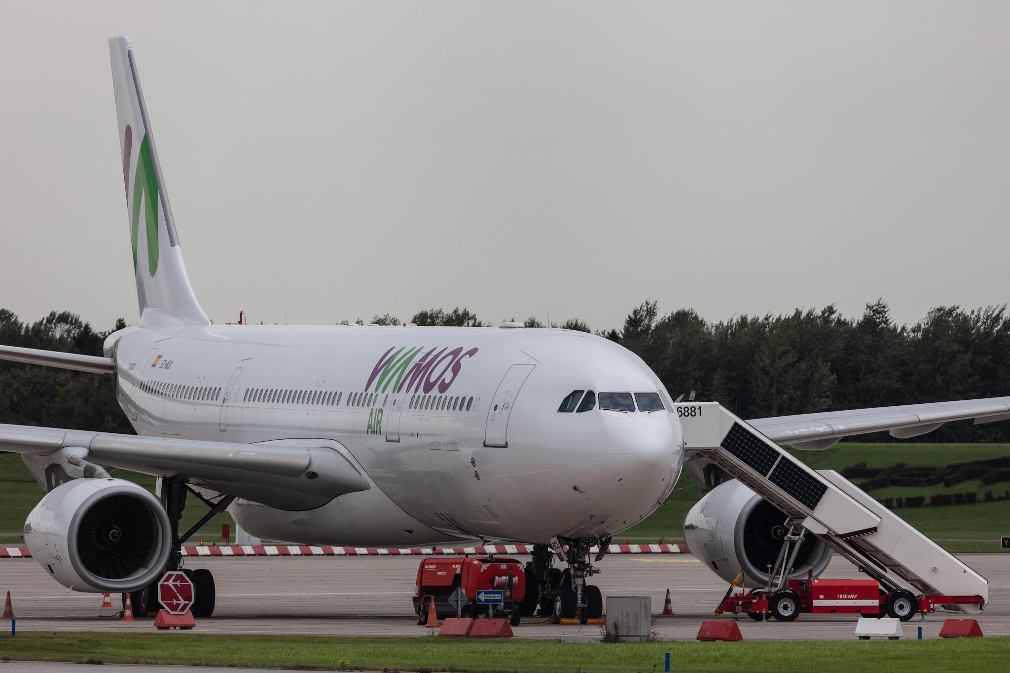 Hamburg Airport: Wamos Air (EB / PLM) |  Airbus A330-243 A332 | EC-NCK | MSN 0840