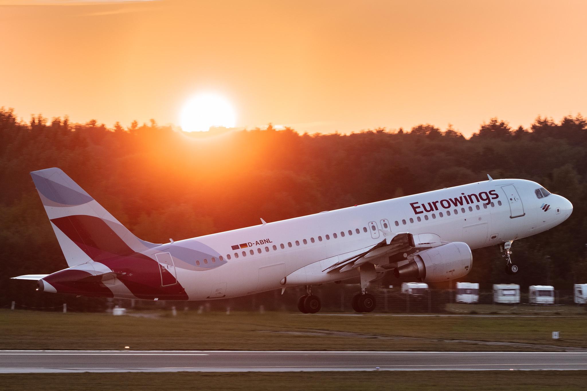 Hamburg Airport: Eurowings (EW / EWG) |  Airbus A320-214 A320 | D-ABNL | MSN 1852
