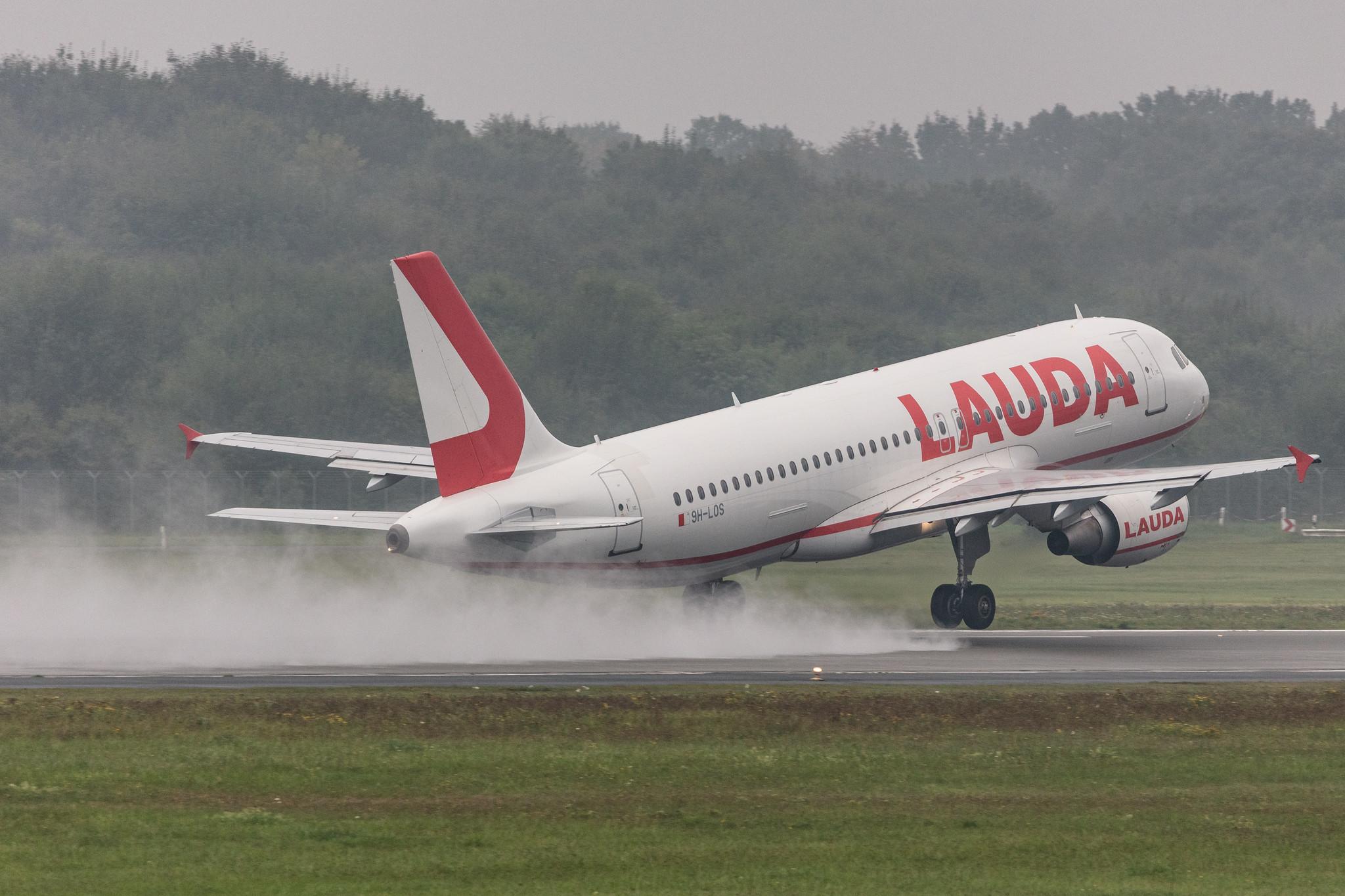 Hamburg Airport: Lauda Europe (LW / LDA) |  Airbus A320-214 A320 | 9H-LOS | MSN 03153