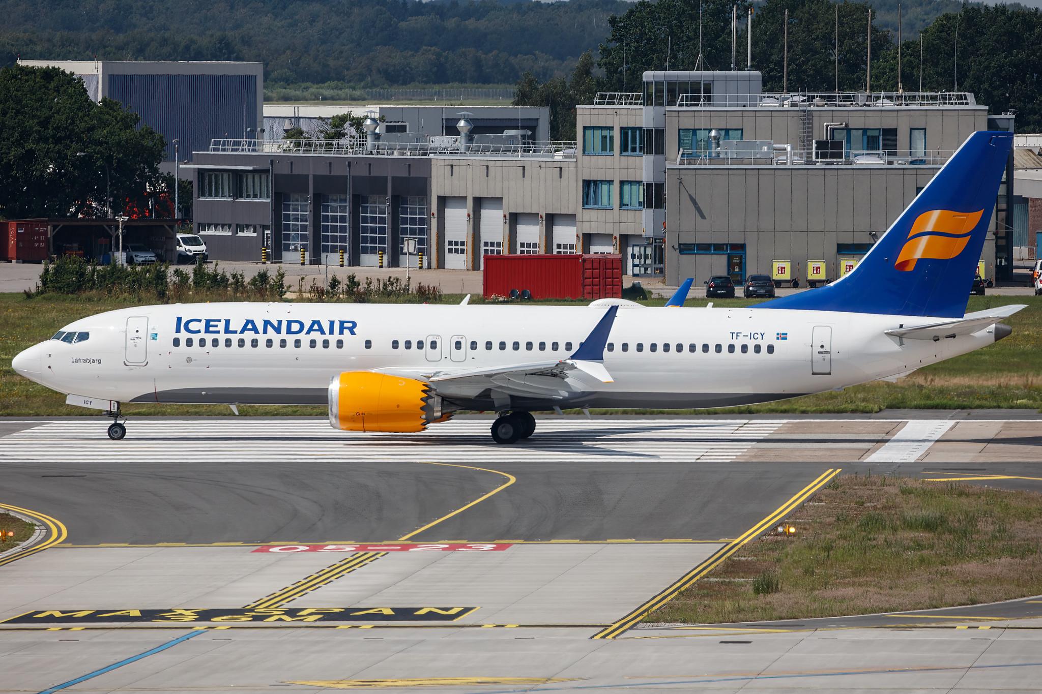 Hamburg Airport: Icelandair (FI / ICE) |  Boeing 737 MAX 8 B38M | TF-ICY | MSN 44354