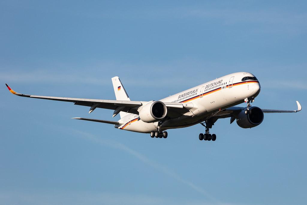 Hamburg Airport: German Air Force (/ GAF) |  Airbus A350-941 A359 | D-AGAF | MSN 526