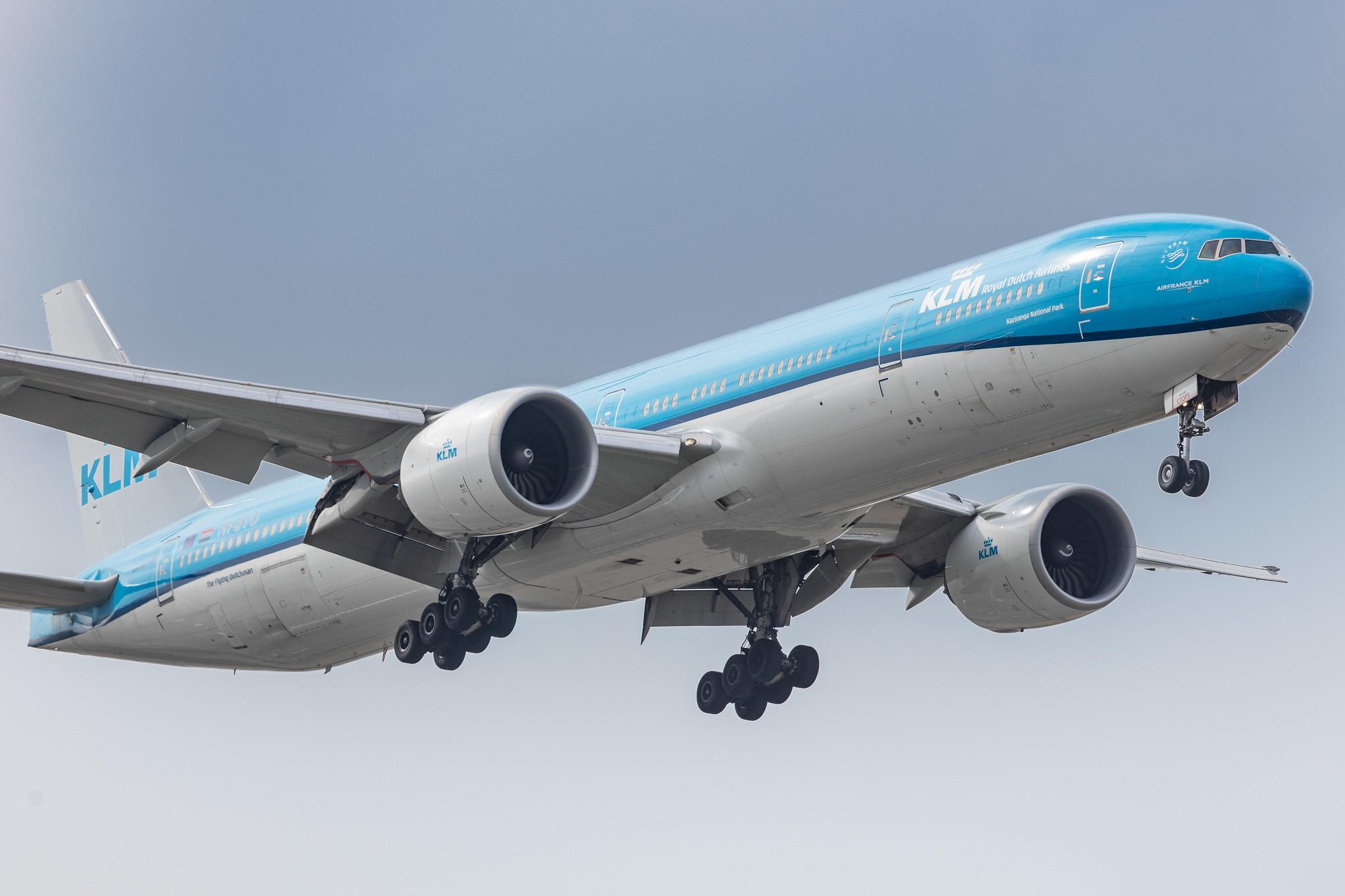 Amsterdam Schiphol: KLM (KL / KLM) |  Boeing 777-306(ER) B77W | PH-BVO | MSN 35946