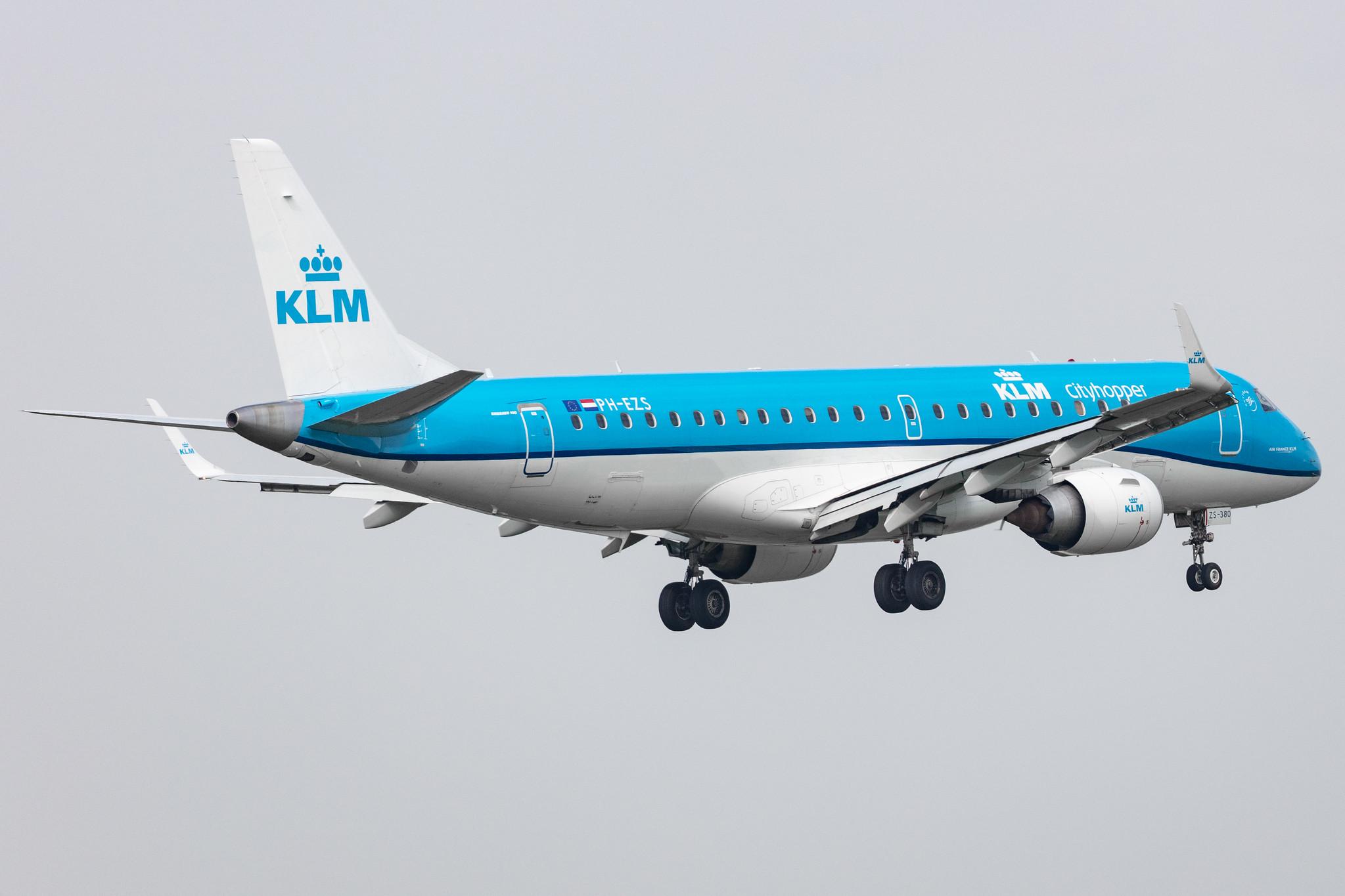 Amsterdam Schiphol: KLM (KL / KLM) | Operator: KLM Cityhopper |  Embraer E190STD E190 | PH-EZS | MSN 19000380