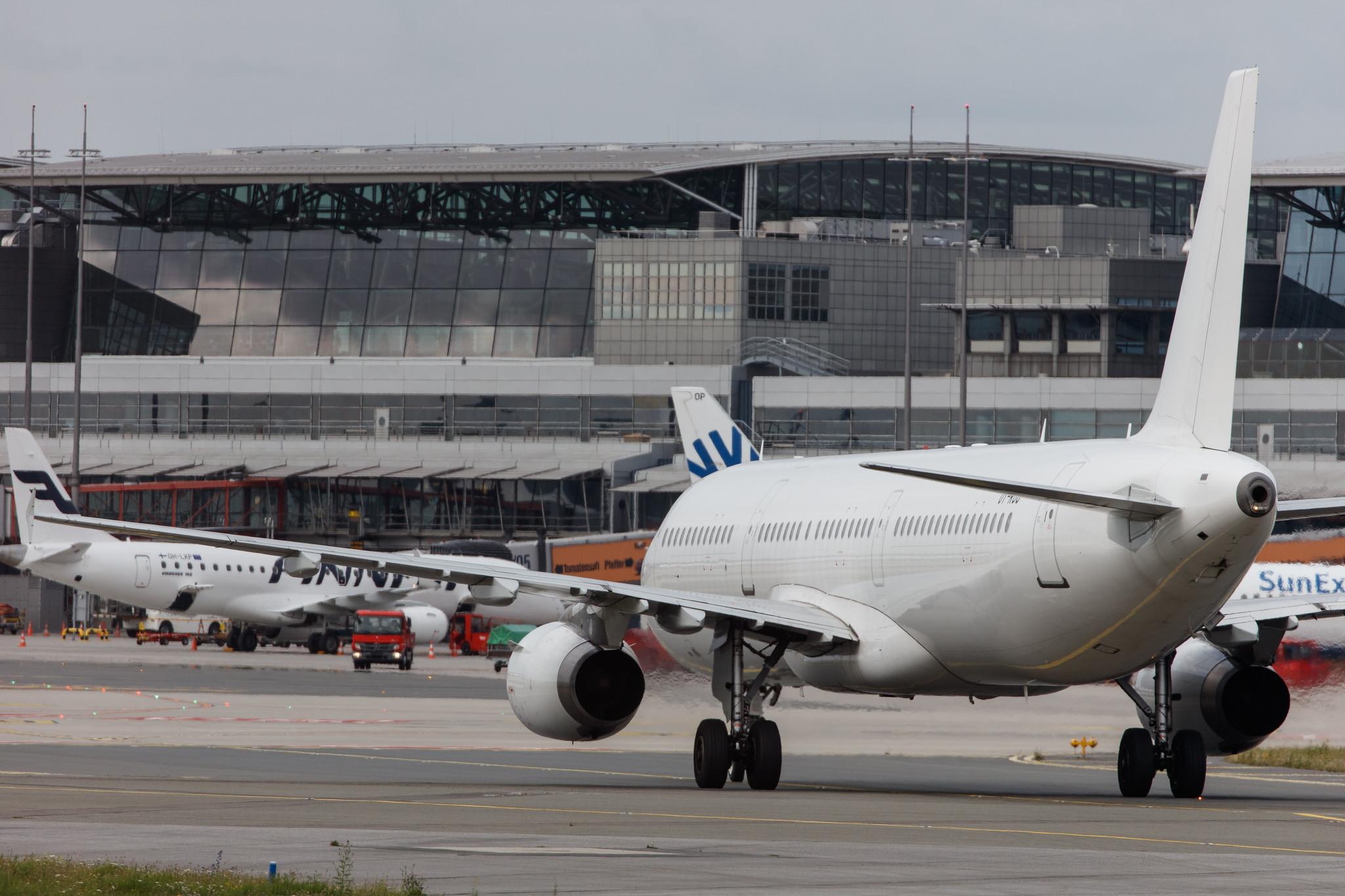 Hamburg Airport: Danish Air Transport (DX / DTR) | Operator: DAT |  Airbus A321-231 A321 | OY-RUU | MSN 0878