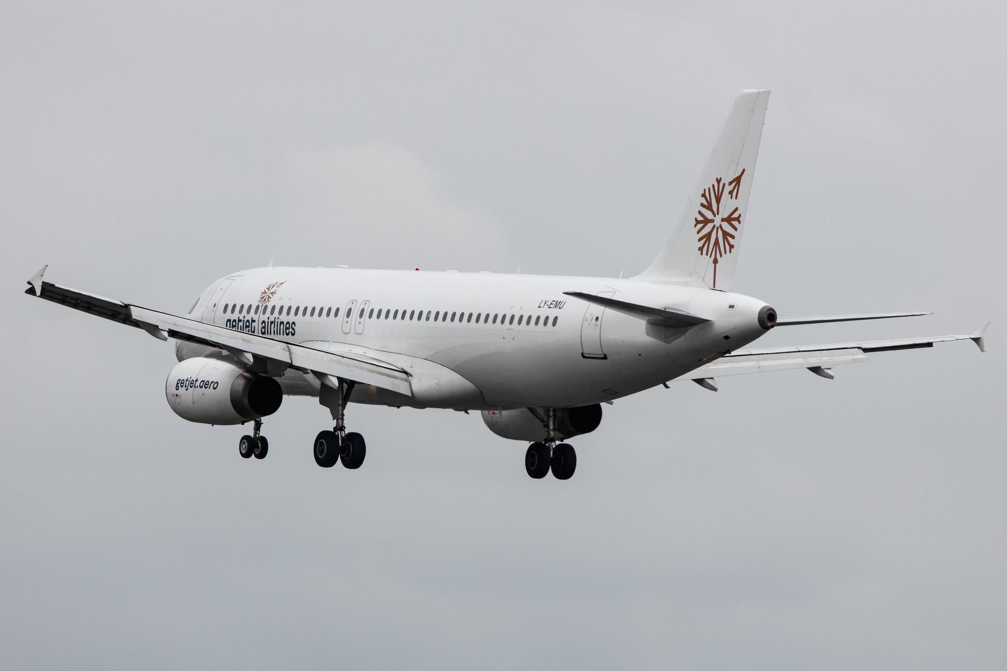 Hamburg Airport: GetJet Airlines (GW / GJT) |  Airbus A320-233 A320 | LY-EMU | MSN 2118