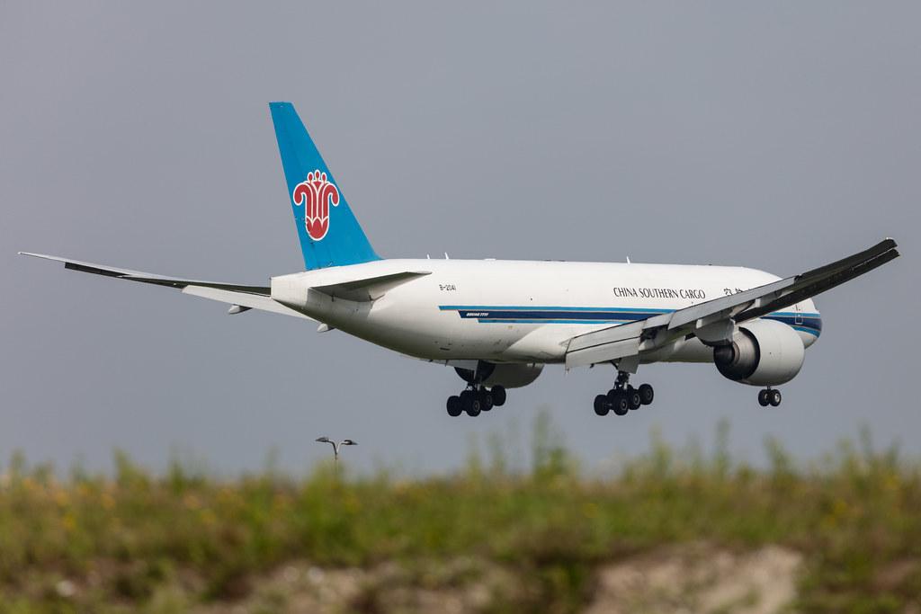 Amsterdam Schiphol: China Southern Cargo (CZ / CSN) | Operator: China Southern Airlines |  Boeing 777-F1B B77L | B-2041 | MSN 41632