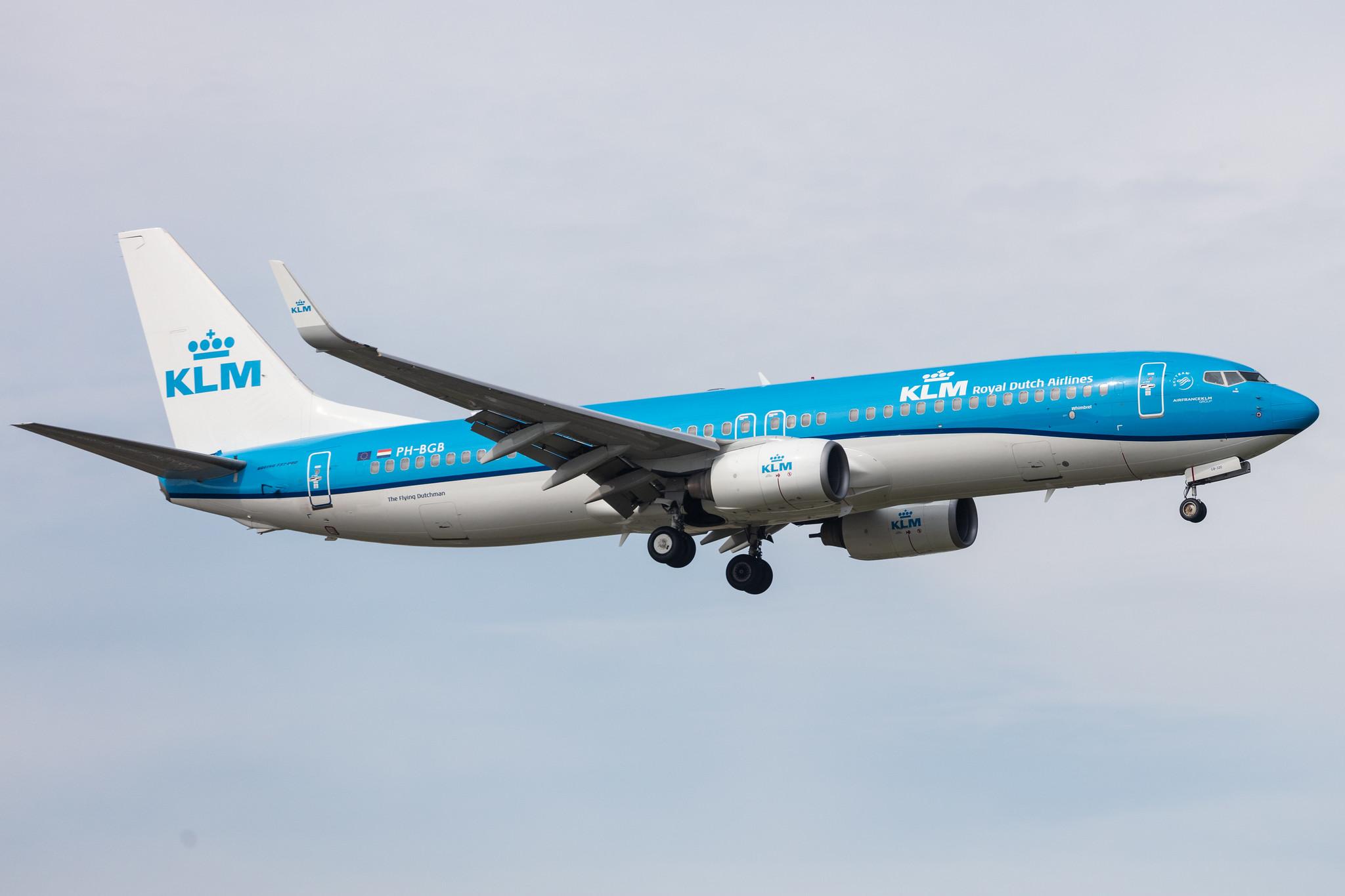 Amsterdam Schiphol: KLM (KL / KLM) |  Boeing 737-8K2 B738 | PH-BGB | MSN 37594