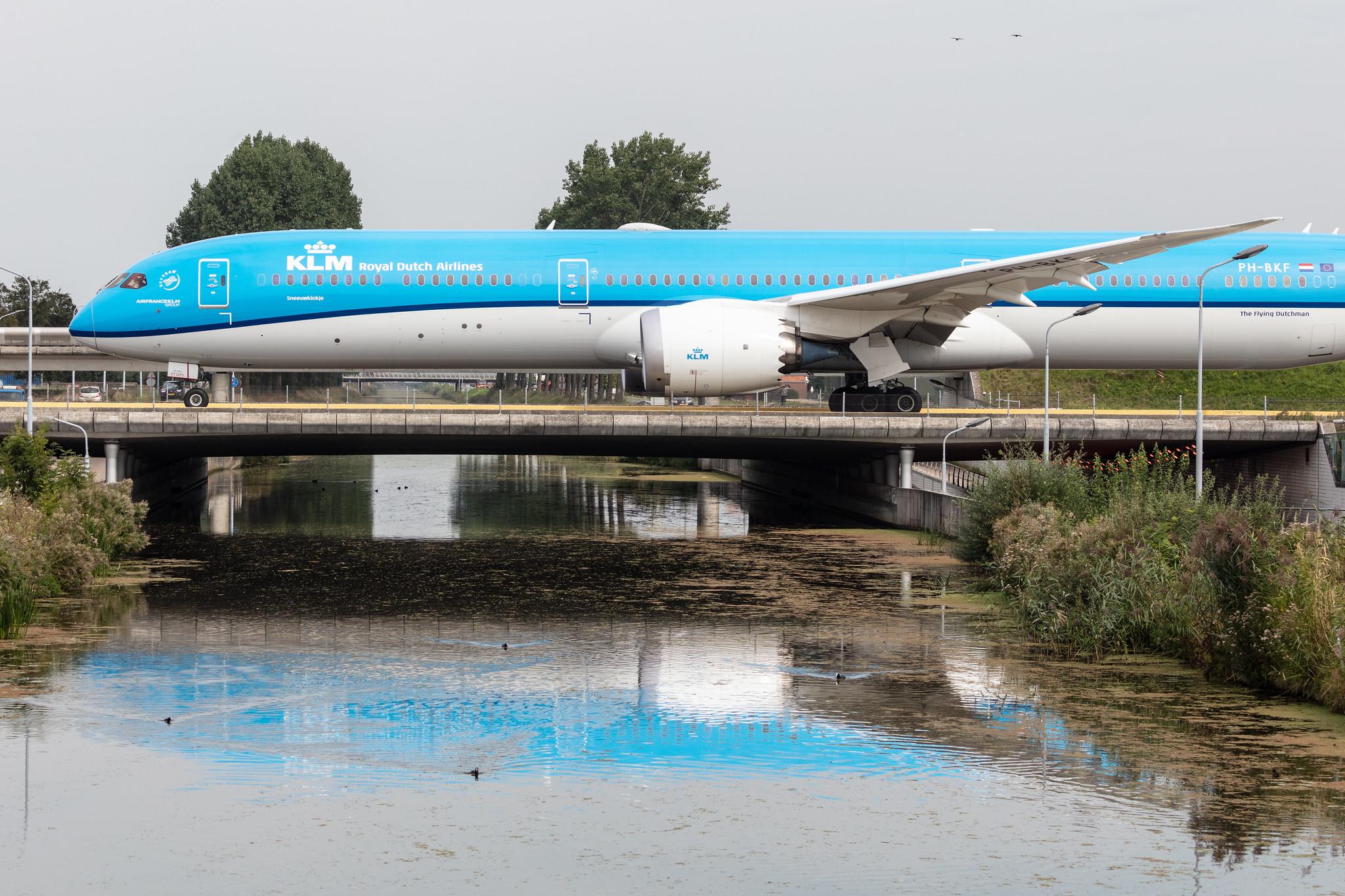 Amsterdam Schiphol: KLM (KL / KLM) |  Boeing 787-10 Dreamliner B78X | PH-BKF | MSN 42499