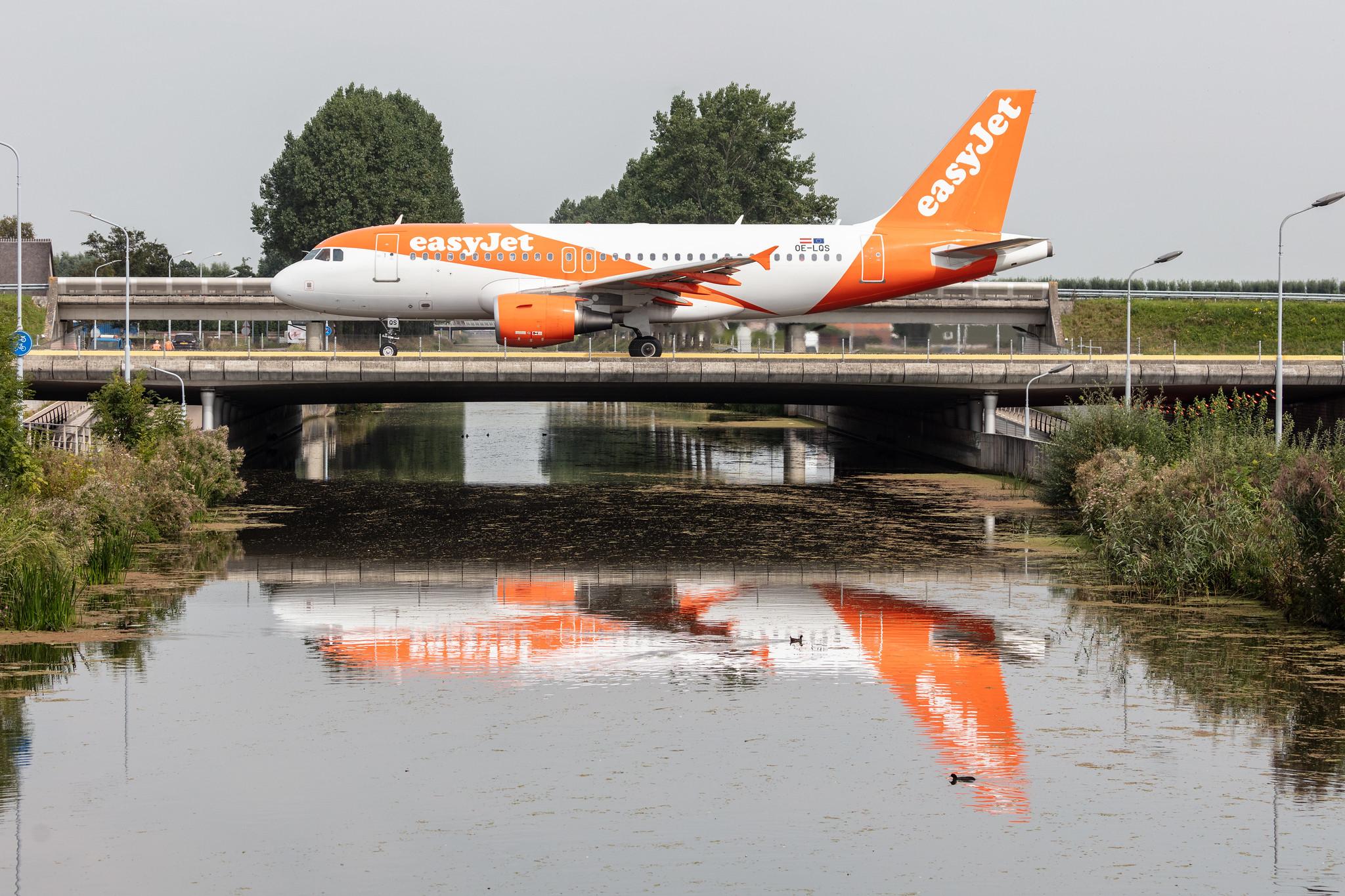 Amsterdam Schiphol: easyJet (U2 / EZY) | Operator: easyJet Europe |  Airbus A319-111 A319 | OE-LQS | MSN 4040