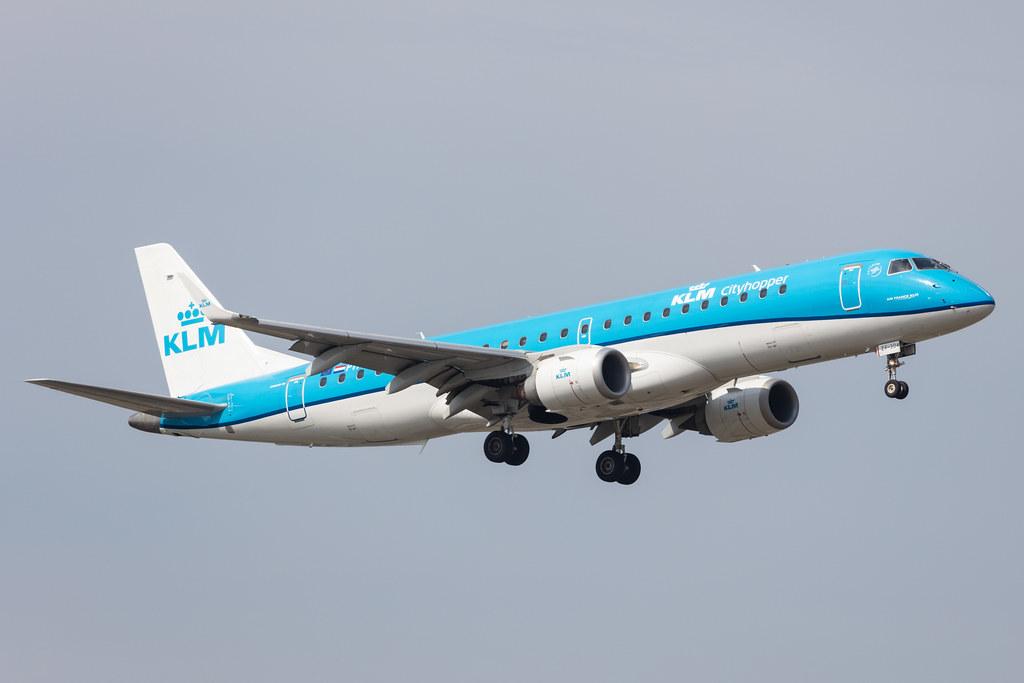 Amsterdam Schiphol: KLM (KL / KLM) | Operator: KLM Cityhopper |  Embraer E190STD E190 | PH-EZF | MSN 19000304