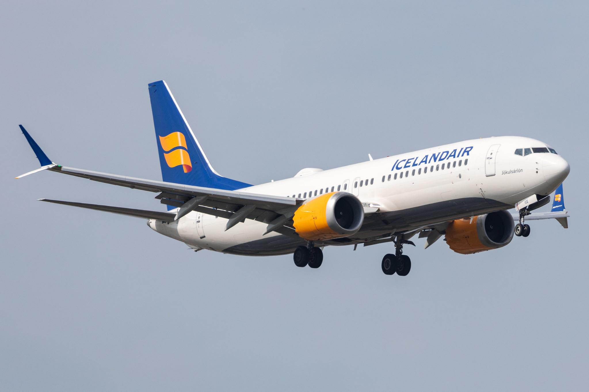 Amsterdam Schiphol: Icelandair (FI / ICE) |  Boeing 737 MAX 8 B38M | TF-ICE | MSN 44353