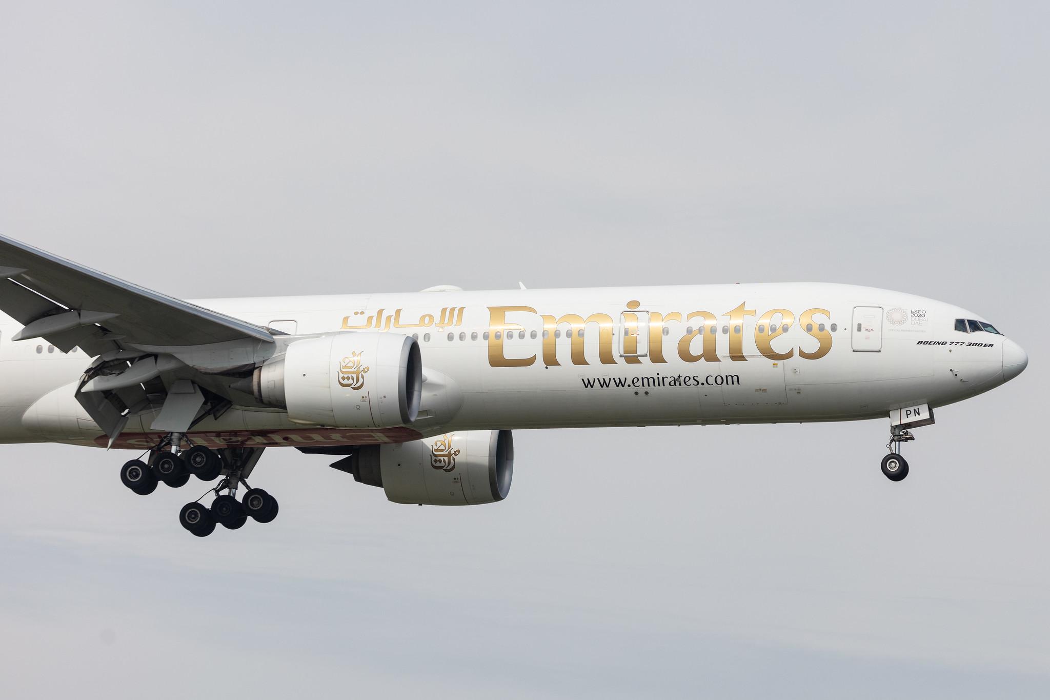 Amsterdam Schiphol: Emirates (EK / UAE) |  Boeing 777-31H(ER) B77W | A6-EPN | MSN 42333
