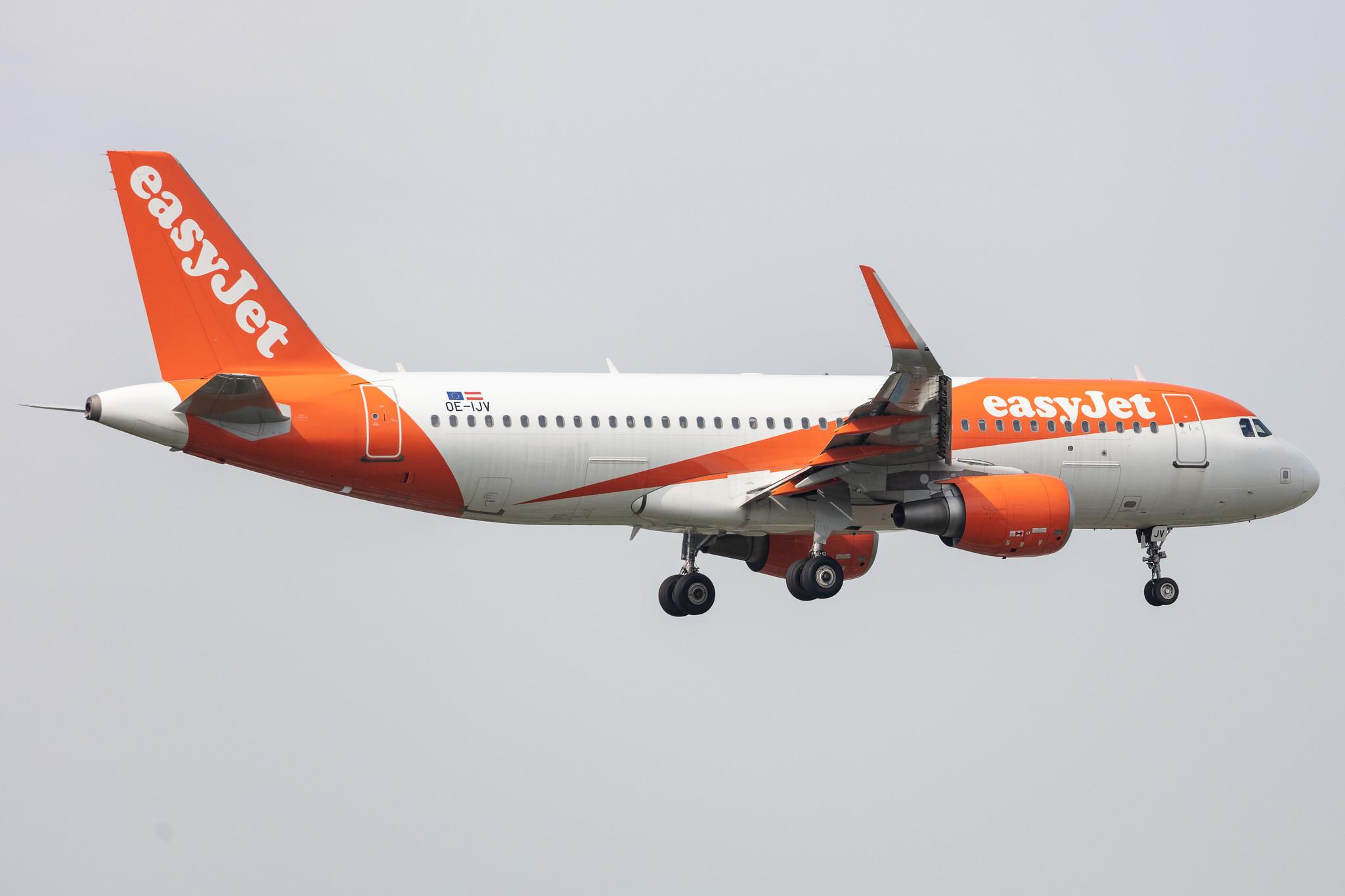 Amsterdam Schiphol: easyJet (U2 / EZY) | Operator: easyJet Europe |  Airbus A320-214 A320 | OE-IJV | MSN 7597