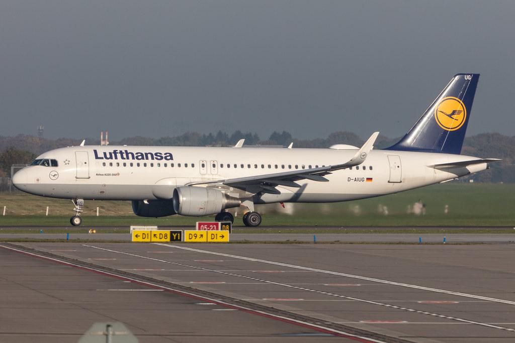 Hamburg Airport: Lufthansa (LH / DLH) |  Airbus A320-214 A320 | D-AIUG | MSN 6202