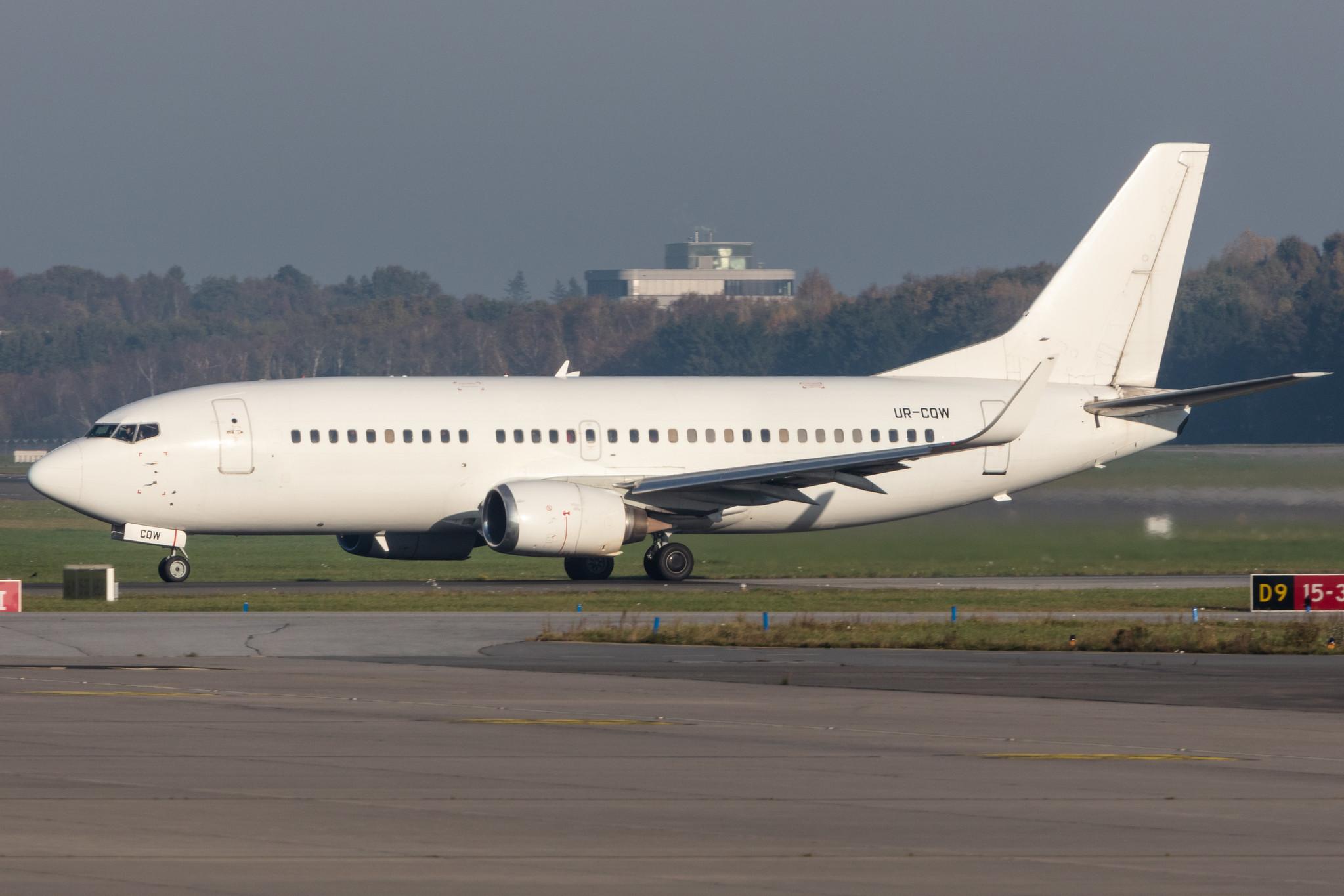 Hamburg Airport: Jonika (/ JNK) |  Boeing 737-32Q B733 | UR-CQW | MSN 29130