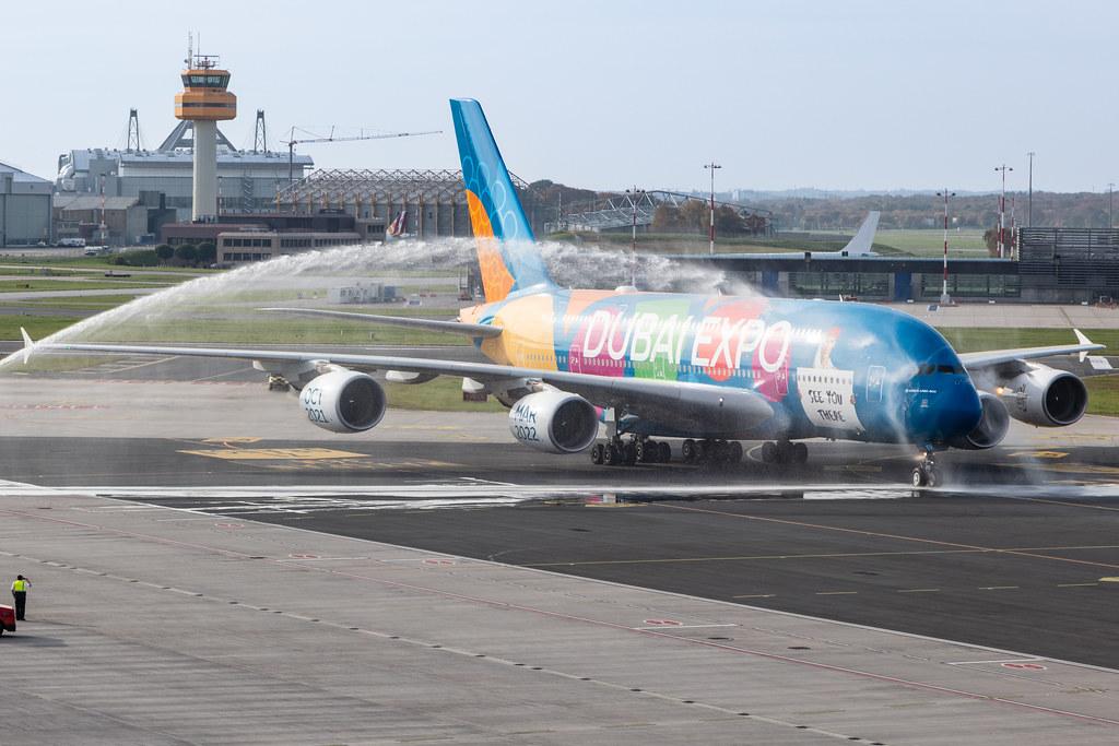 Hamburg Airport: Emirates (EK / UAE) |  Livery: Dubai Expo Livery |  Airbus A380-861 A388 | A6-EEU | MSN 147