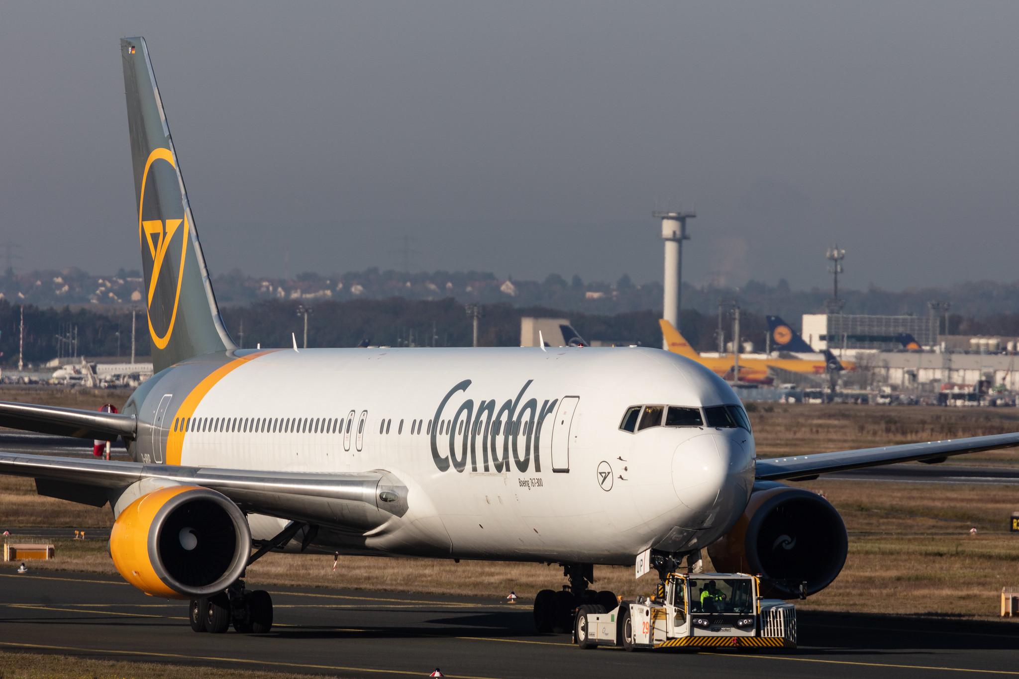 Frankfurt Airport: Condor (DE / CFG) |  Boeing 767-3Q8(ER) B763 | D-ABUP | MSN 30048