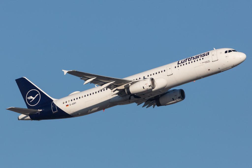 Frankfurt Airport: Lufthansa (LH / DLH) |  Airbus A321-131 A321 | D-AIRY | MSN 0901
