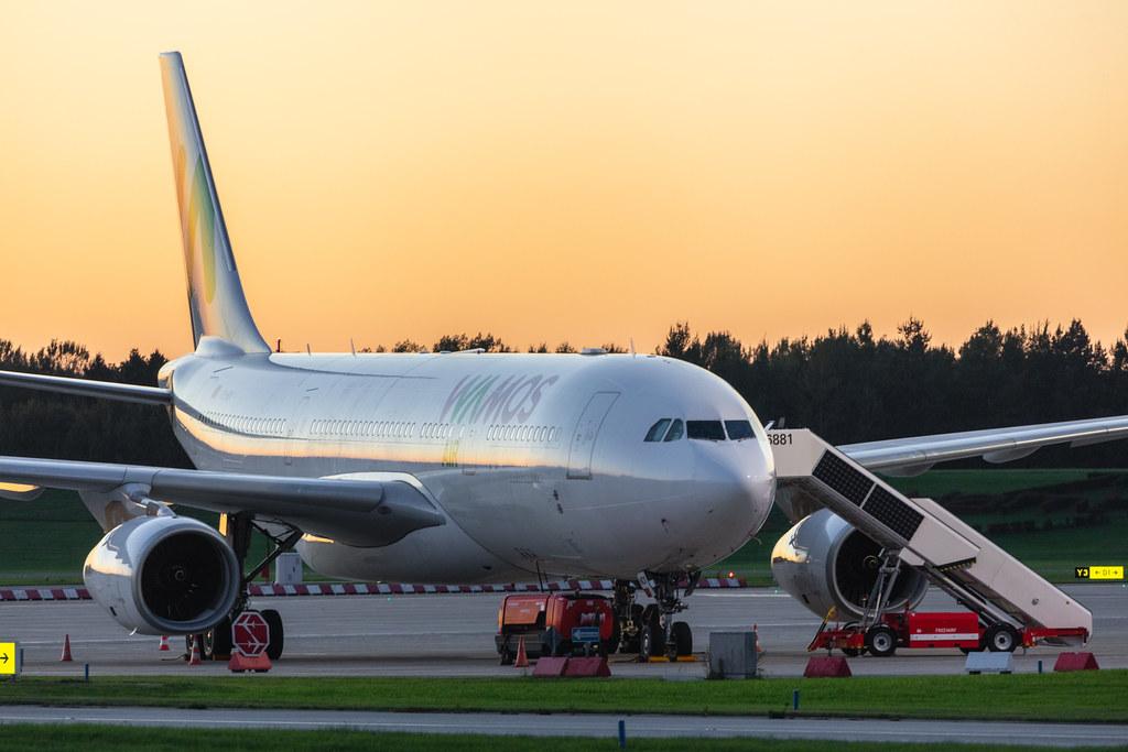 Hamburg Airport: Wamos Air (EB / PLM) |  Airbus A330-243 A332 | EC-NCK | MSN 0840