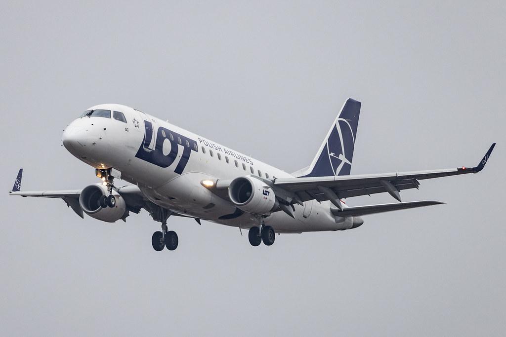 Hamburg Airport: LOT (LO / LOT) |  Embraer E170STD E170 | SP-LDG | MSN 17000065